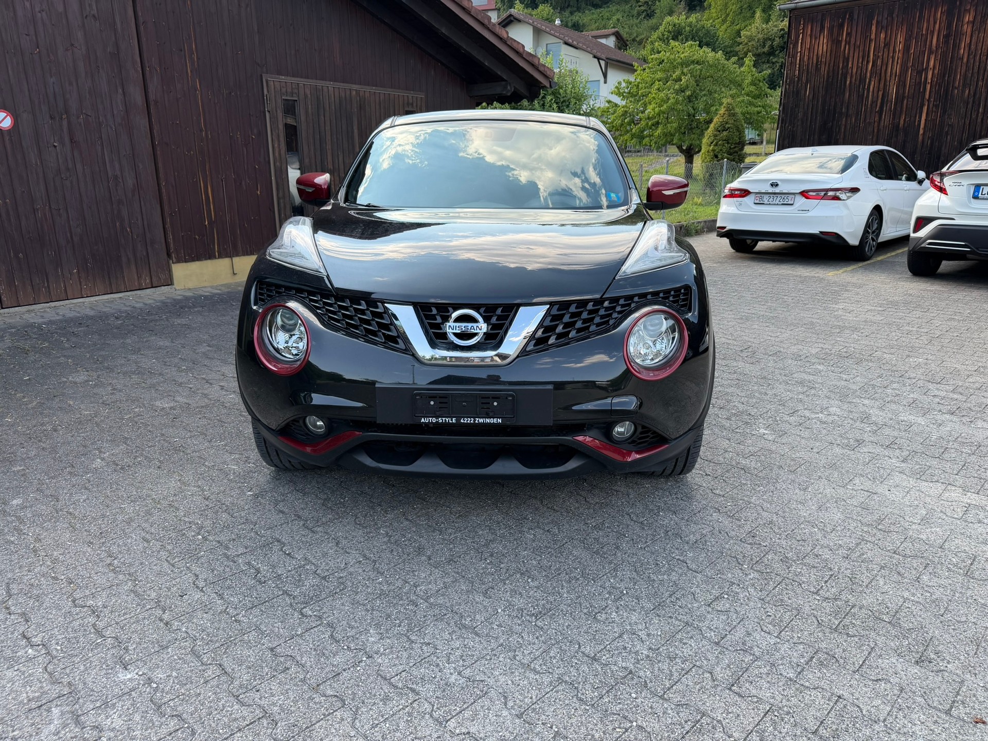NISSAN Juke 1.6 DIG-T tekna 4x4 Xtronic M-CVT-image-1