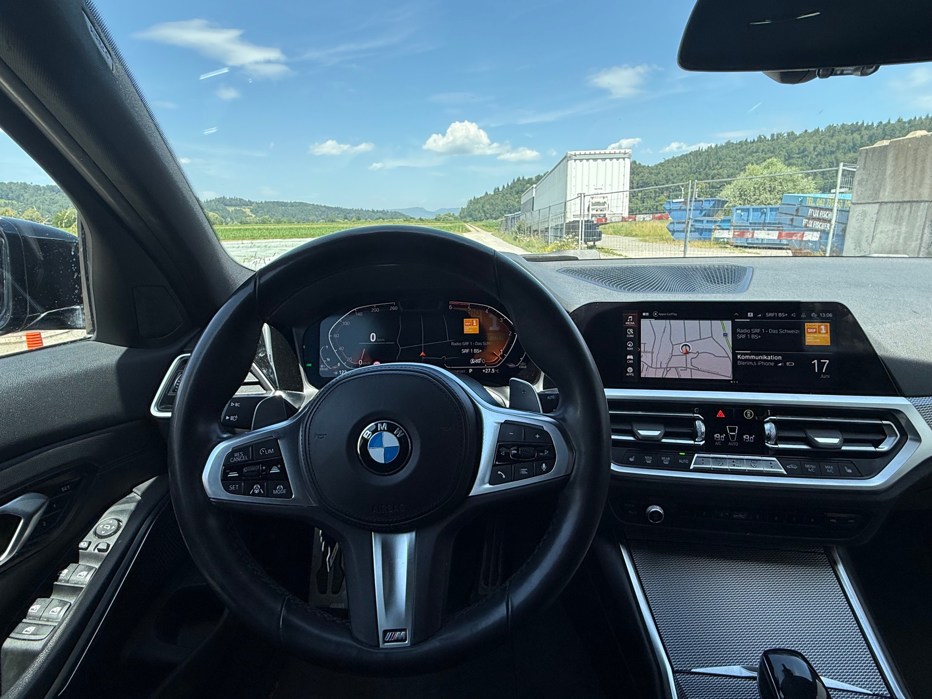 BMW 320d xDrive 48V Touring M Sport Steptronic-image-8