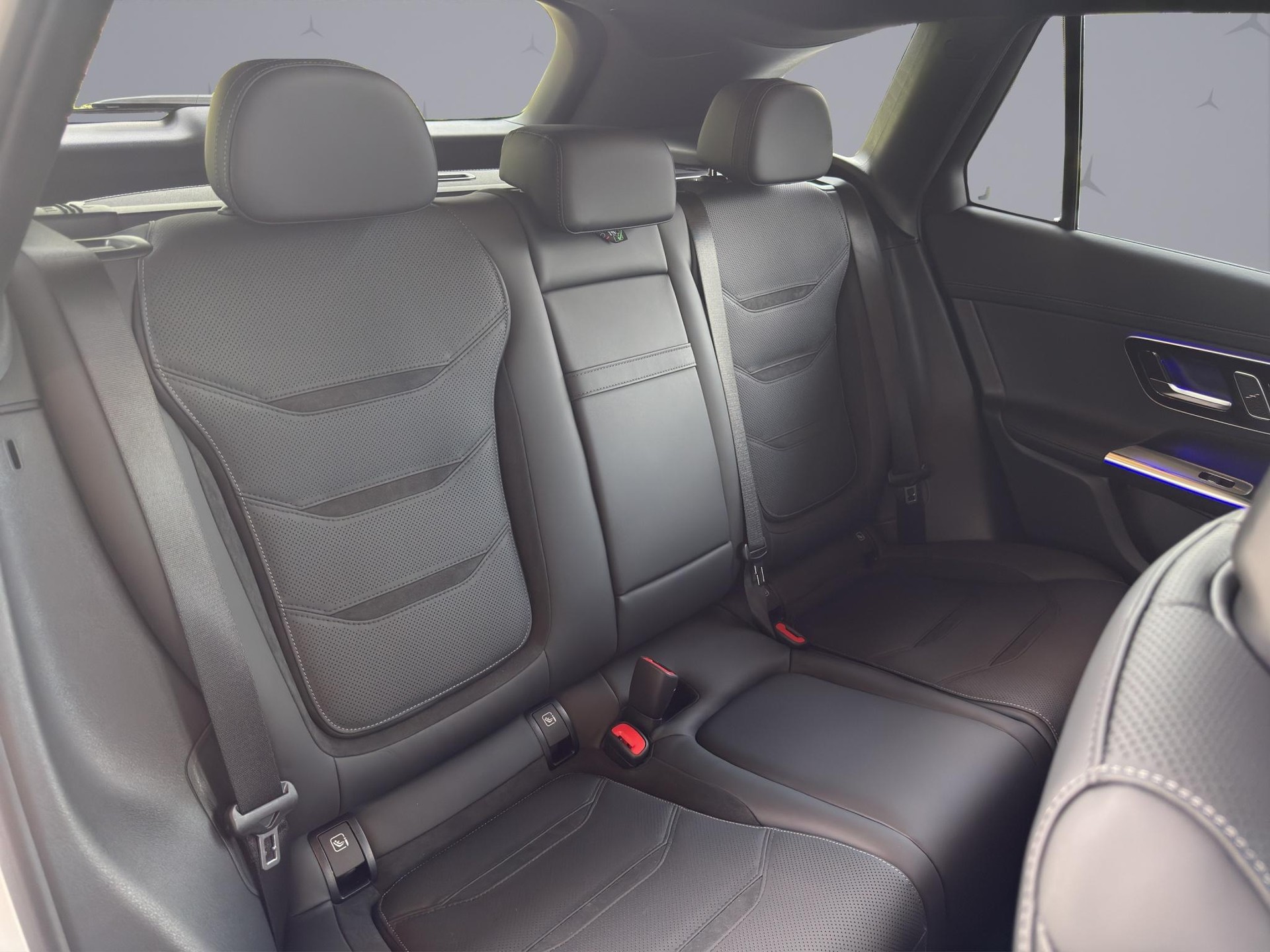 MERCEDES-BENZ GLC 53 AMG 4matic+-image-16