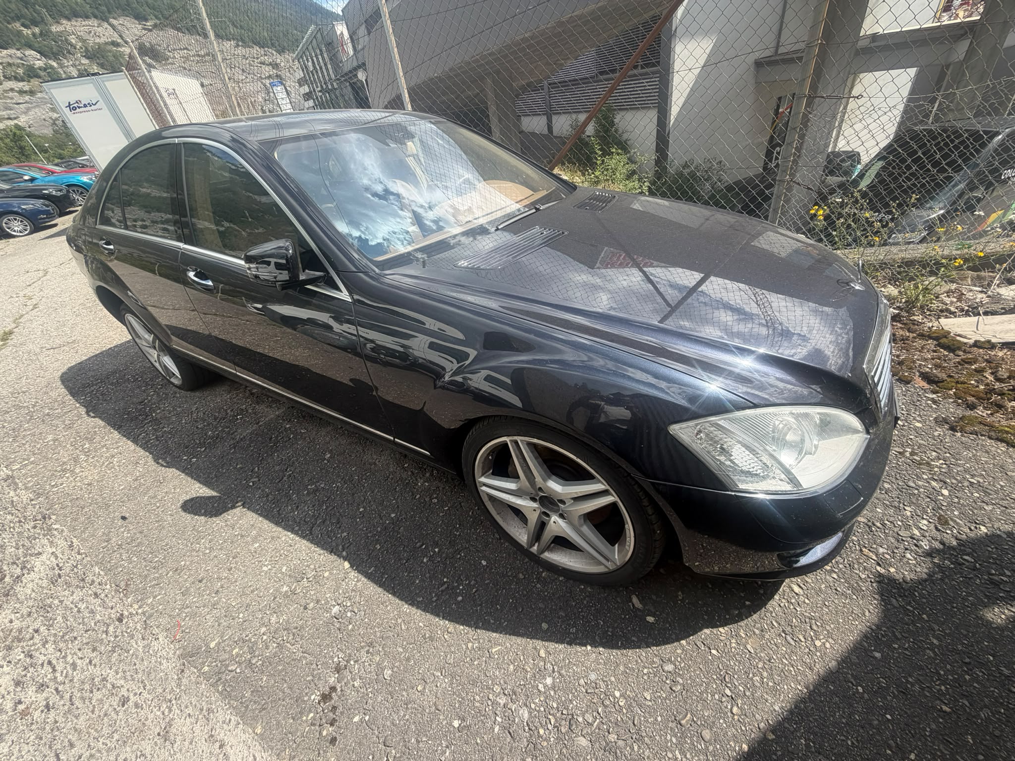 Car photo