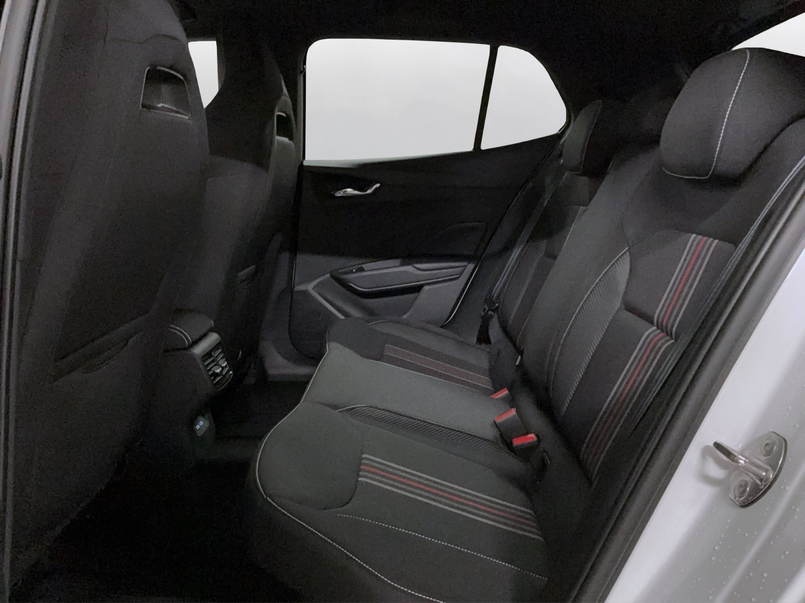 SKODA Fabia 1.5 TSI 130 DSG-image-10
