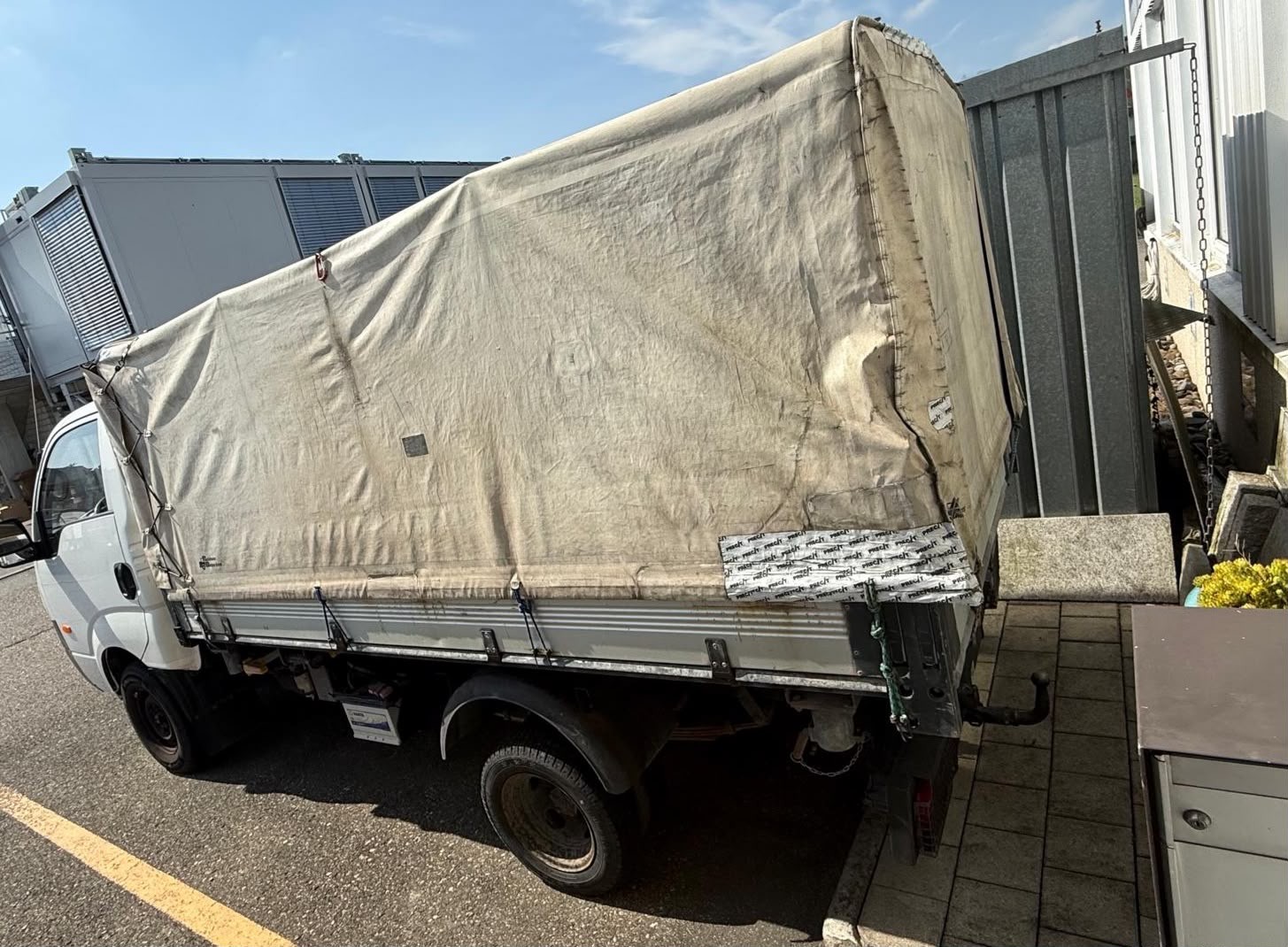 KIA K2500-image-3