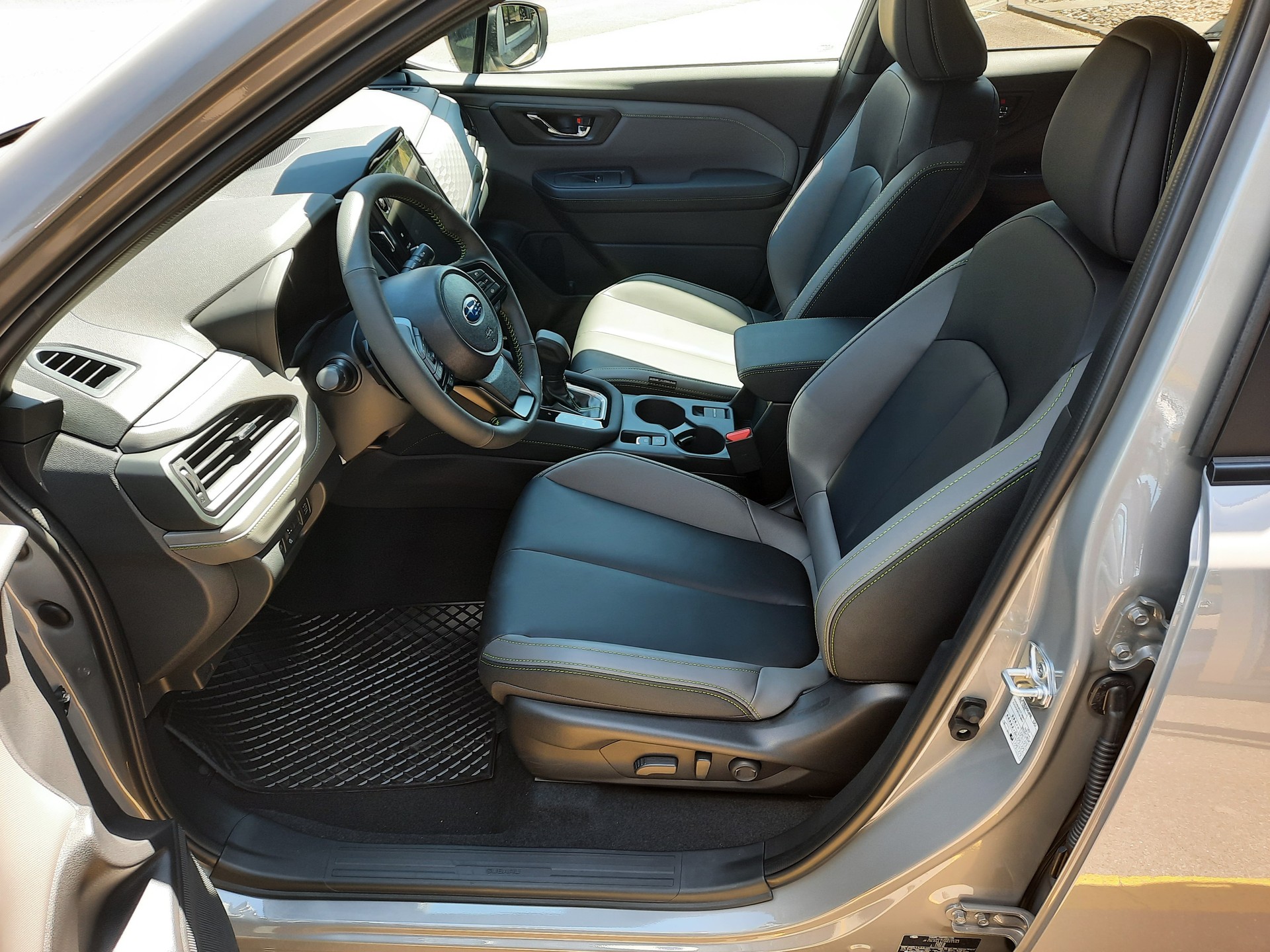 SUBARU Forester 2.0i e-Boxer Sport Lineartronic-image-7