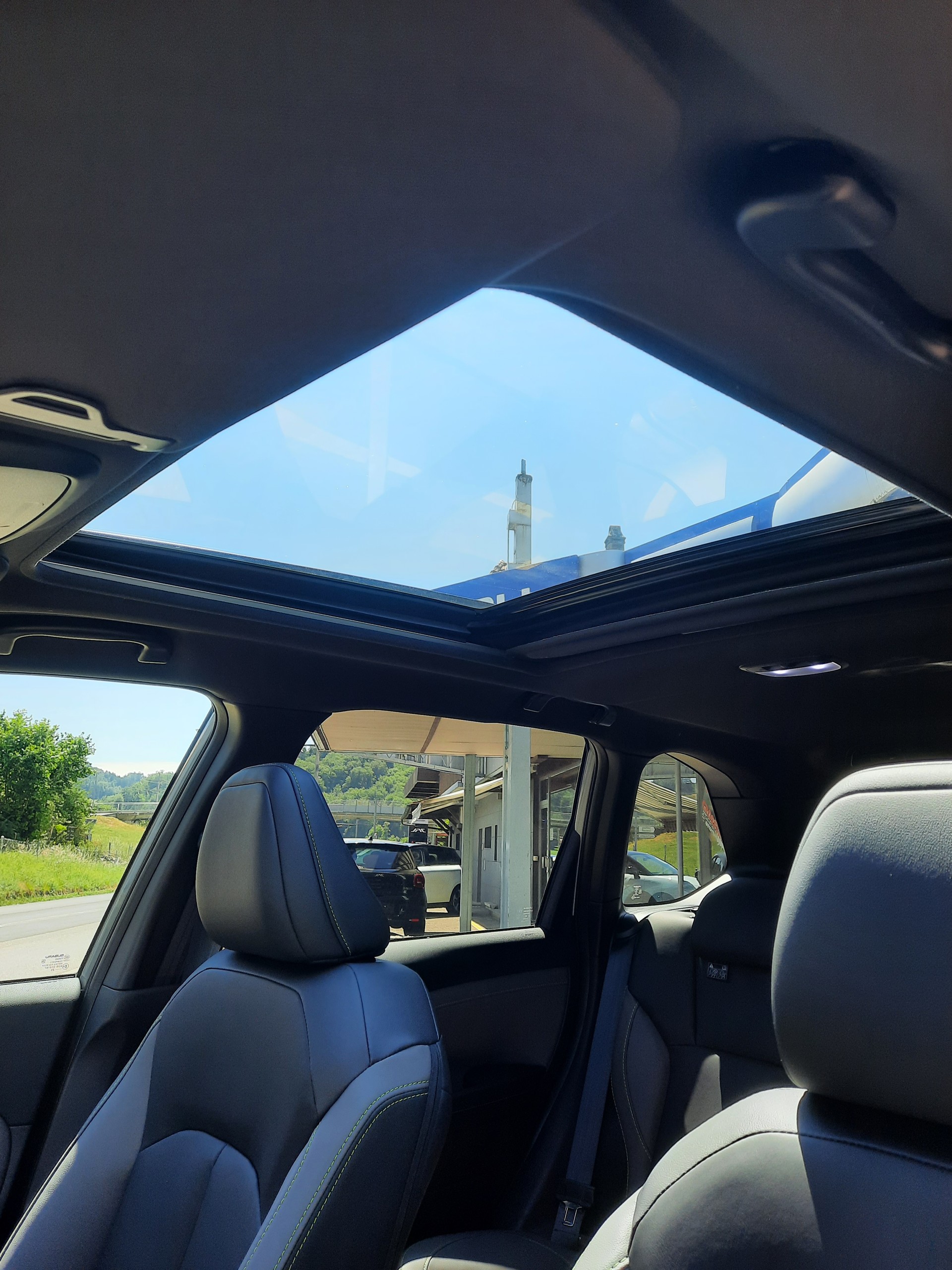 SUBARU Forester 2.0i e-Boxer Sport Lineartronic-image-10