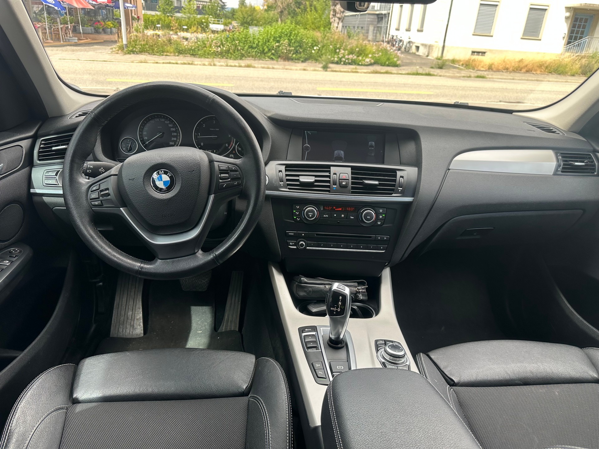 BMW X3 xDrive 20d Steptronic-image-9