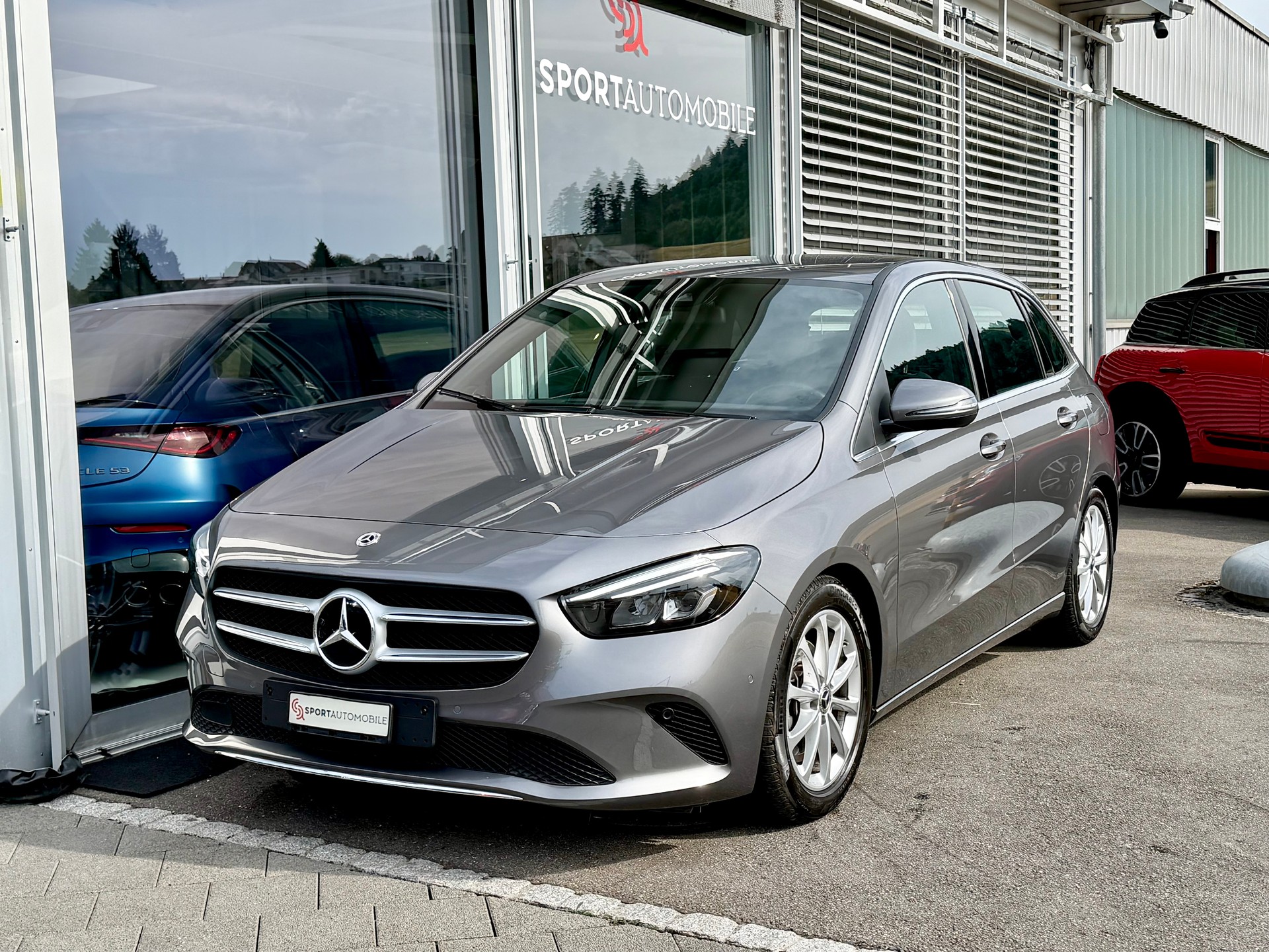 MERCEDES-BENZ B 200 Progressive 7G-DCT-image-1