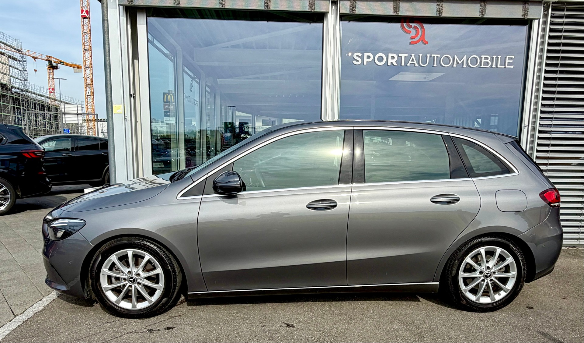 MERCEDES-BENZ B 200 Progressive 7G-DCT-image-6