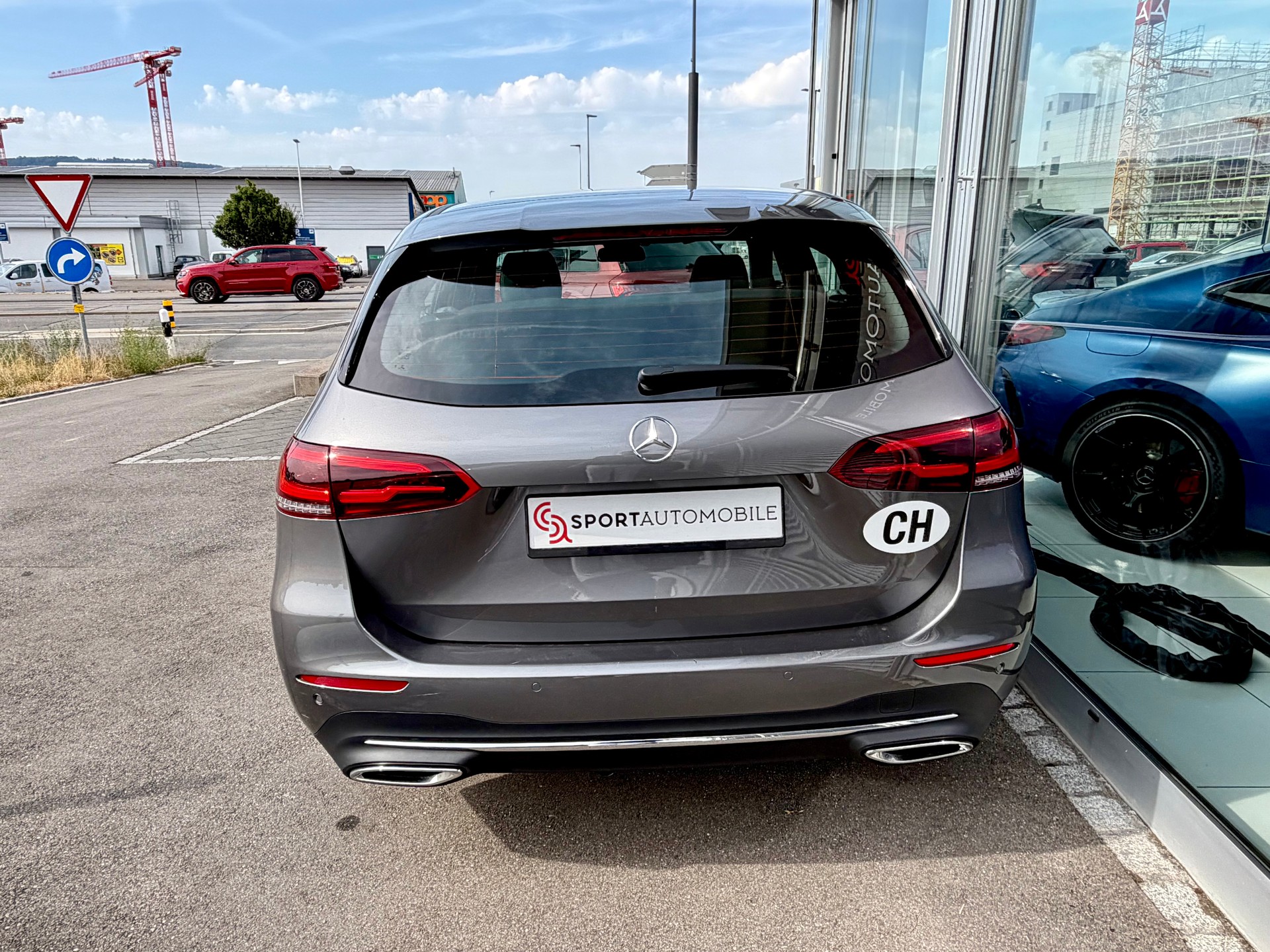MERCEDES-BENZ B 200 Progressive 7G-DCT-image-8