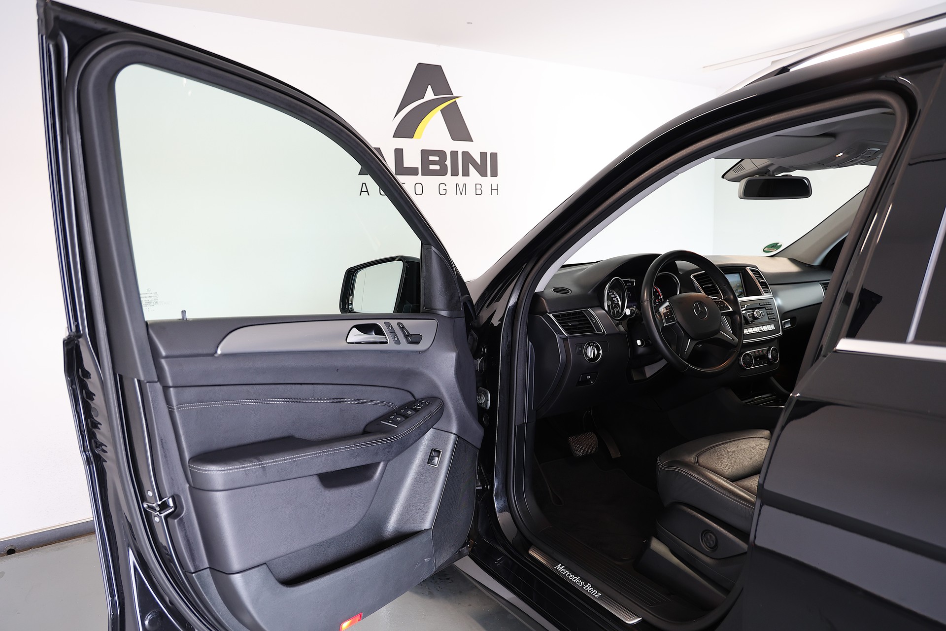 MERCEDES-BENZ ML 350 BlueTEC 4Matic 7G-Tronic-image-5