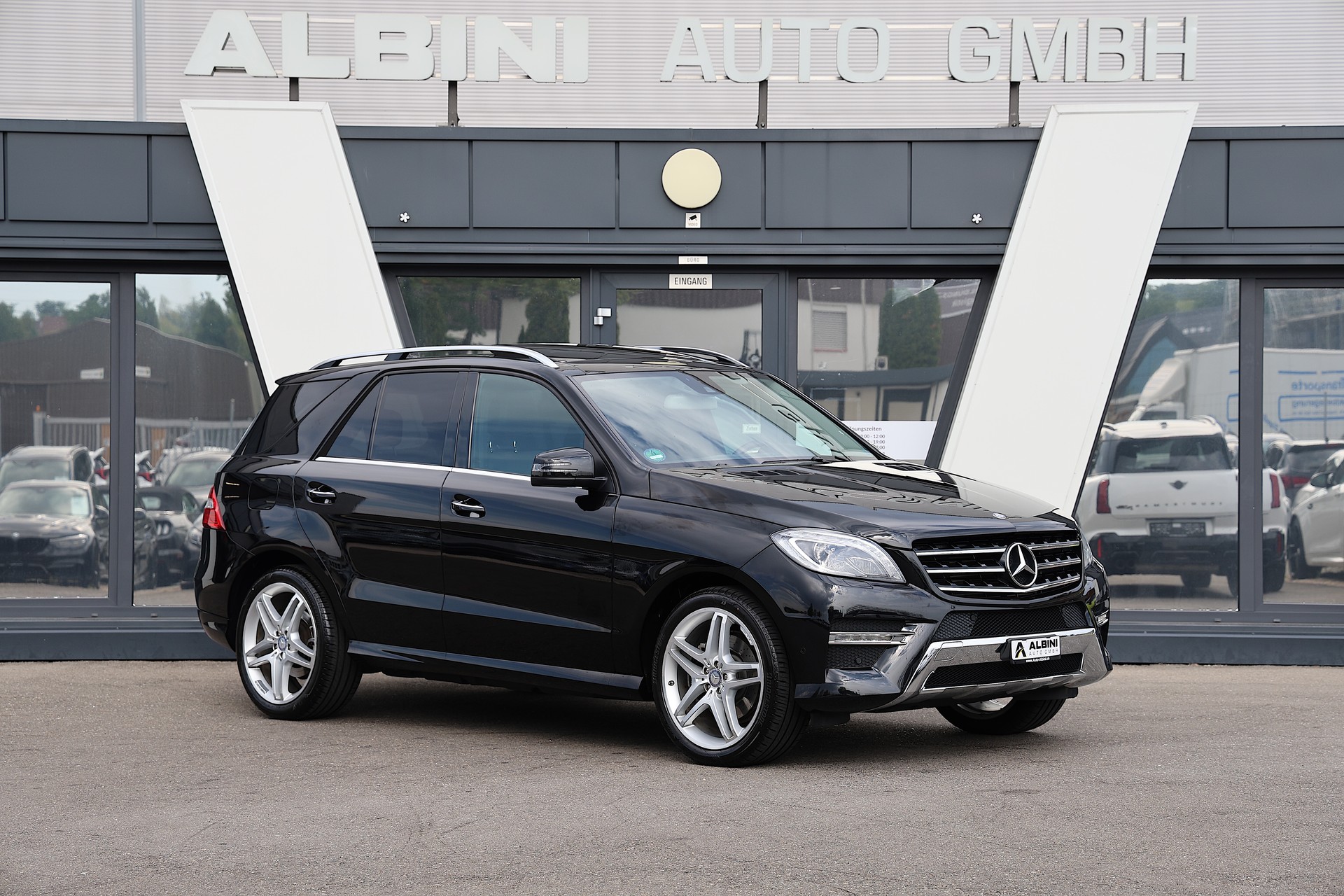 MERCEDES-BENZ ML 350 BlueTEC 4Matic 7G-Tronic-showroom-element-1