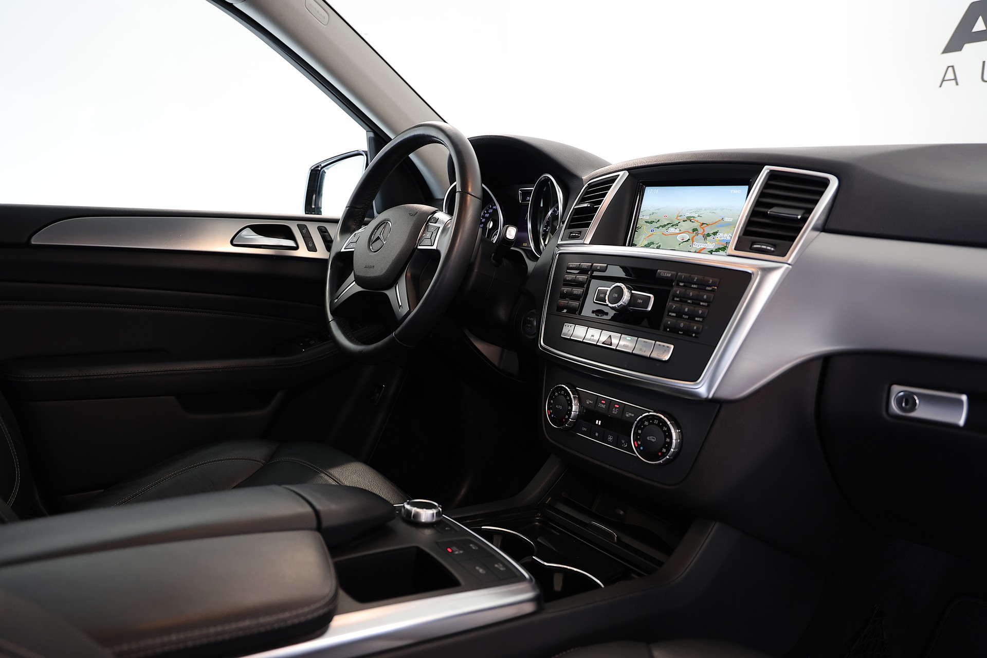 MERCEDES-BENZ ML 350 BlueTEC 4Matic 7G-Tronic-image-13