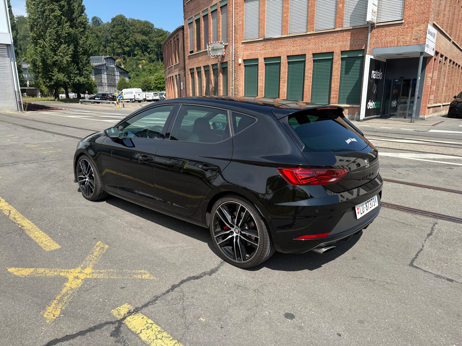 SEAT 2.0 TSI 300 Cupra DSG-image-1