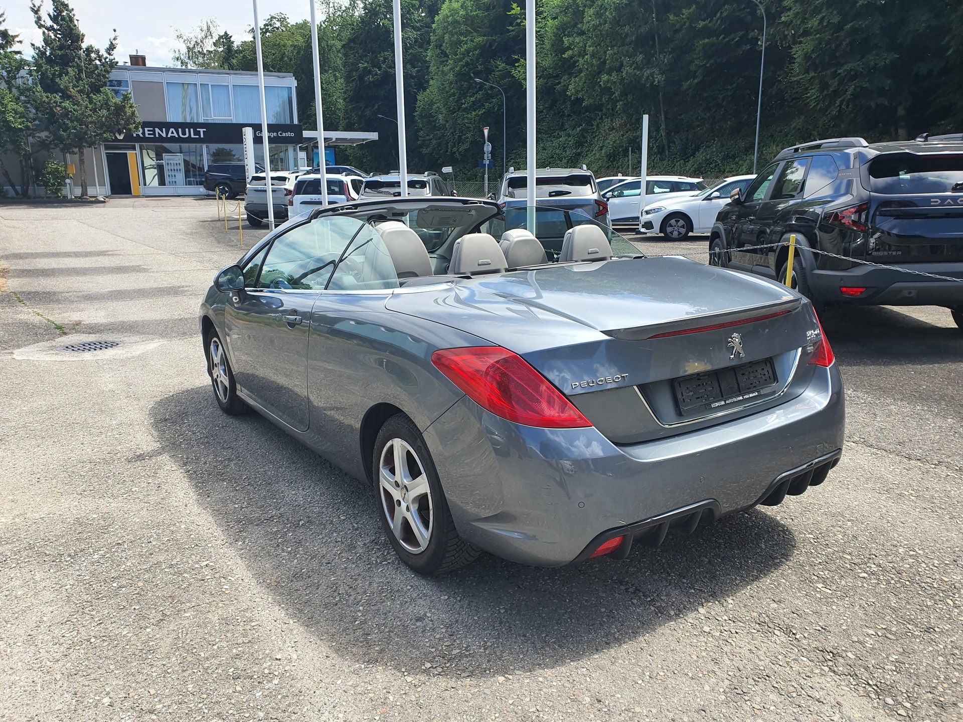 PEUGEOT cabrio-image-6
