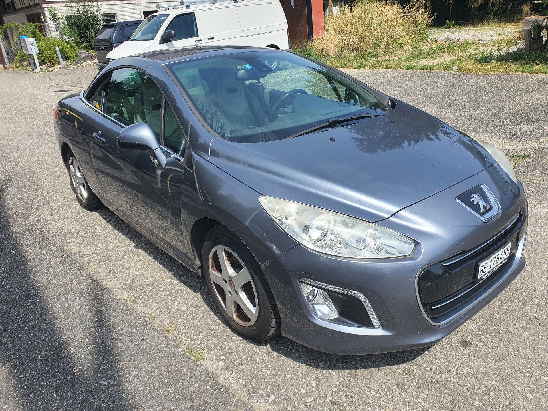 PEUGEOT cabrio-image-2