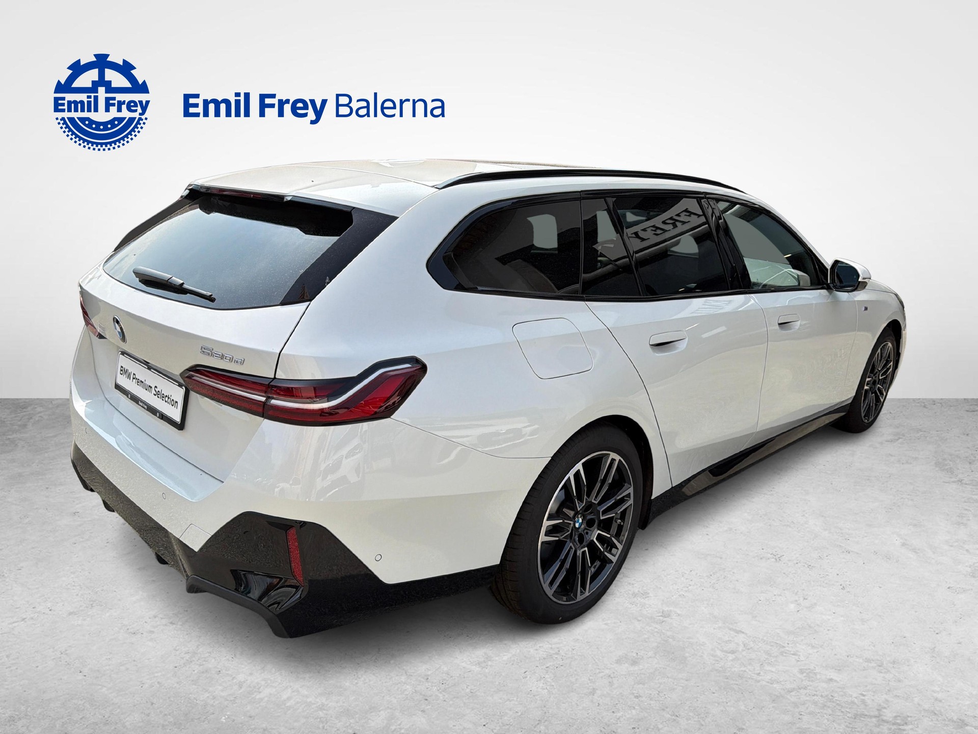 BMW 520d xDrive Touring-image-6