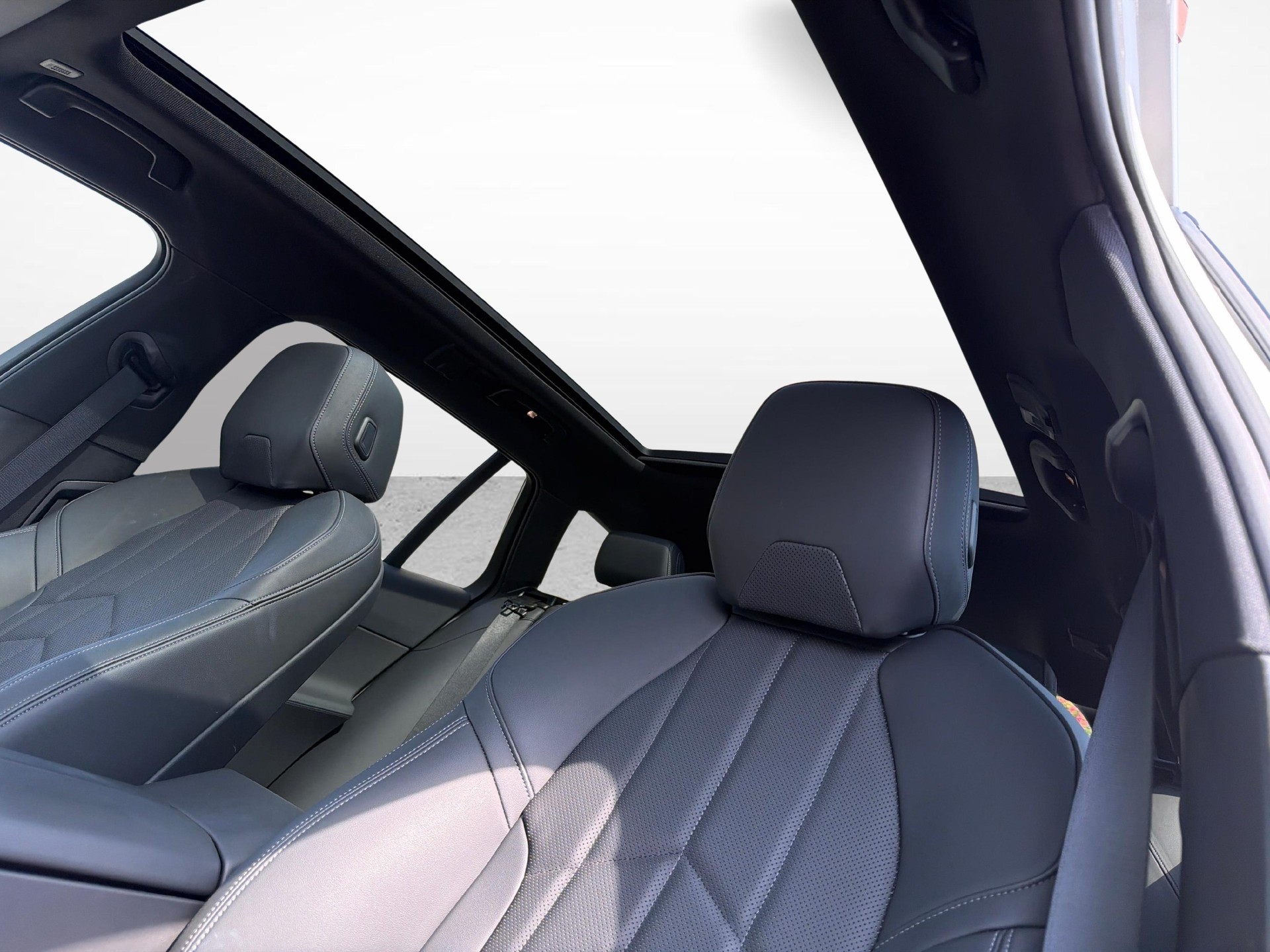 BMW 520d xDrive Touring-image-20