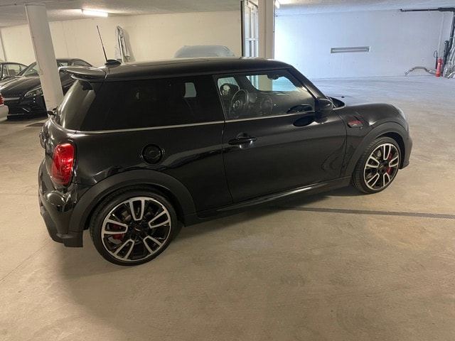 MINI Cooper John Cooper Works Steptronic-image-3