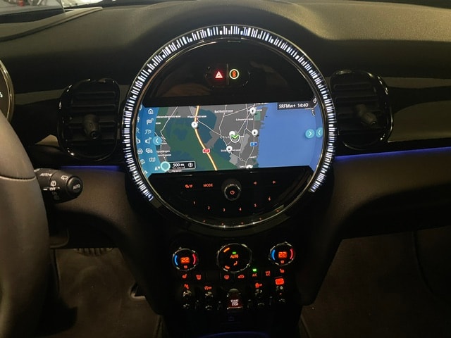 MINI Cooper John Cooper Works Steptronic-image-6