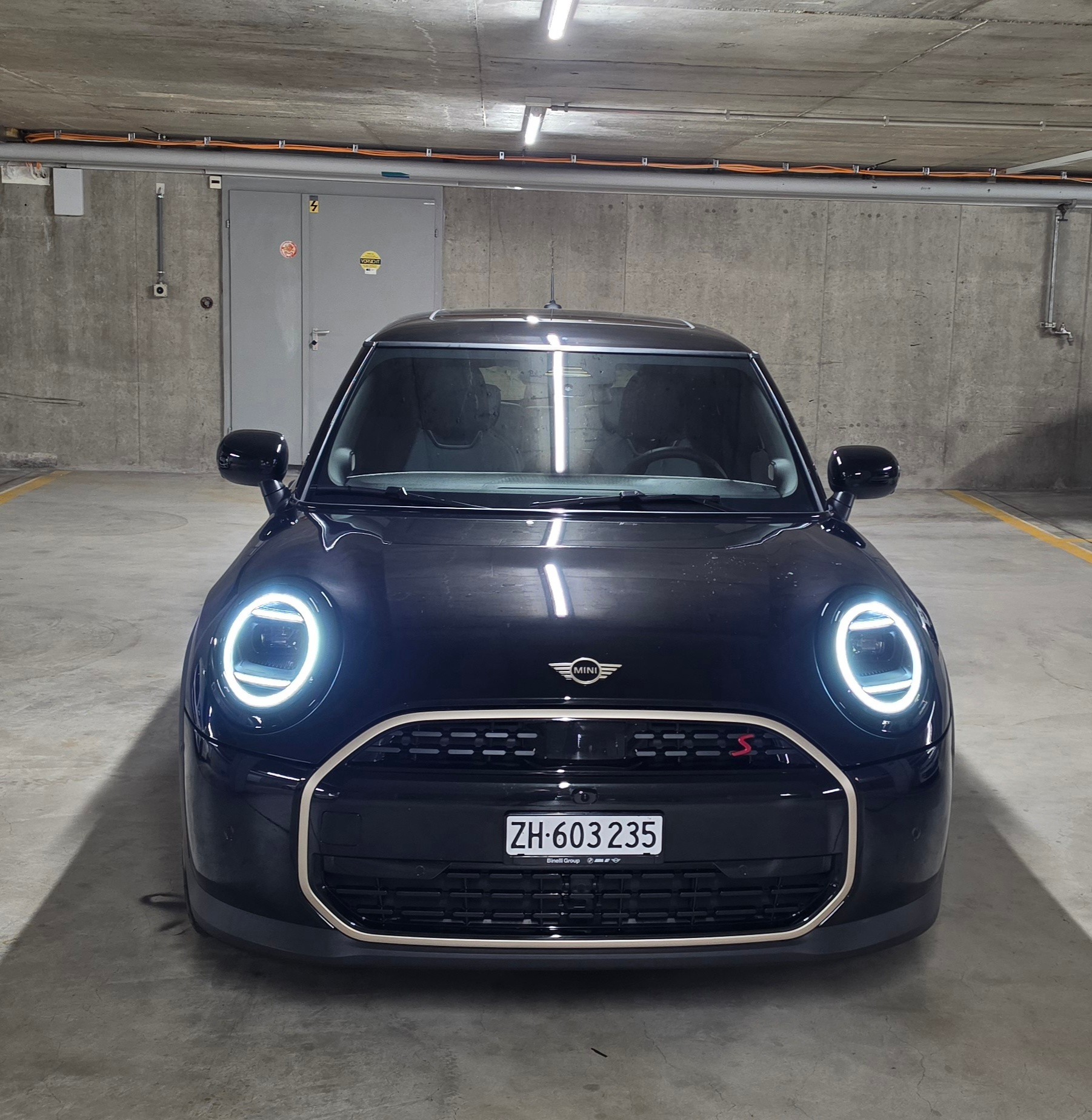 MINI COOPER-image-1