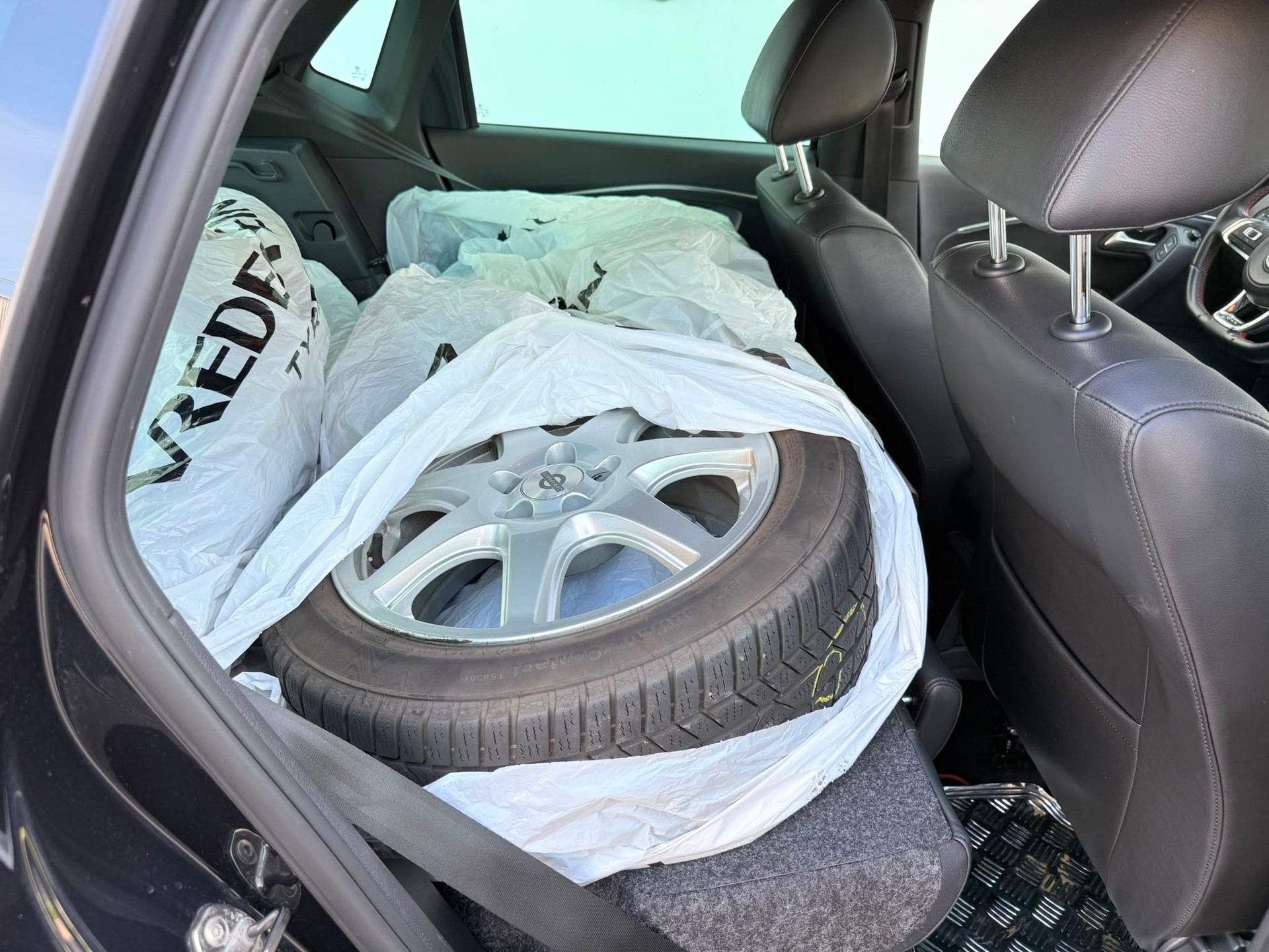 VW Polo 1.8 TSI GTI DSG-image-9