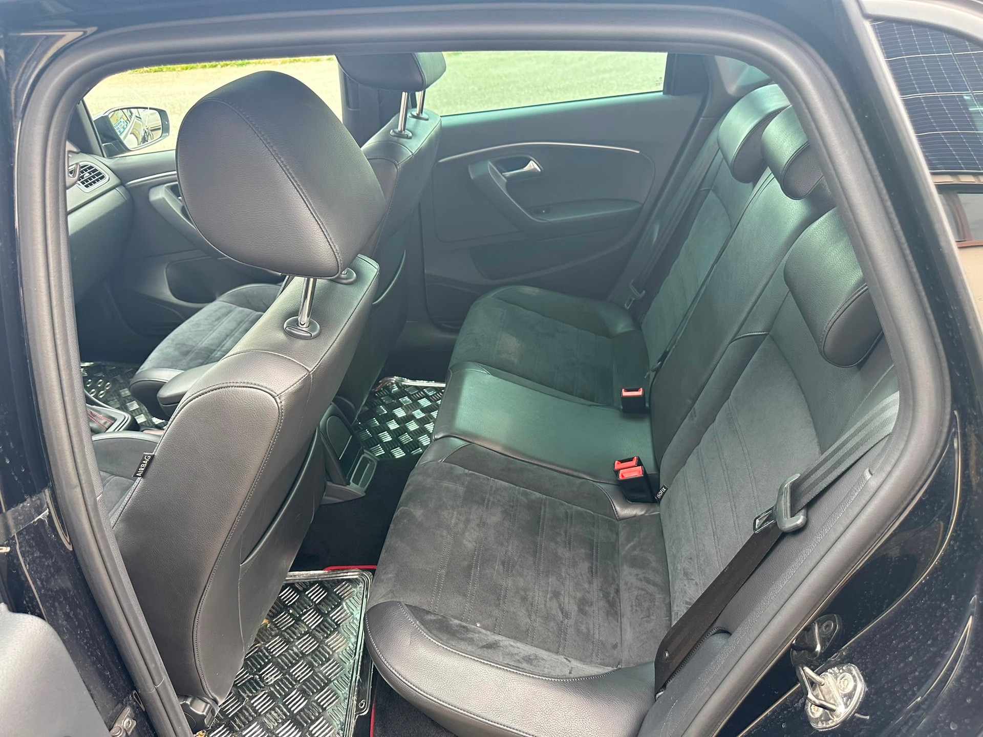 VW Polo 1.8 TSI GTI DSG-image-8