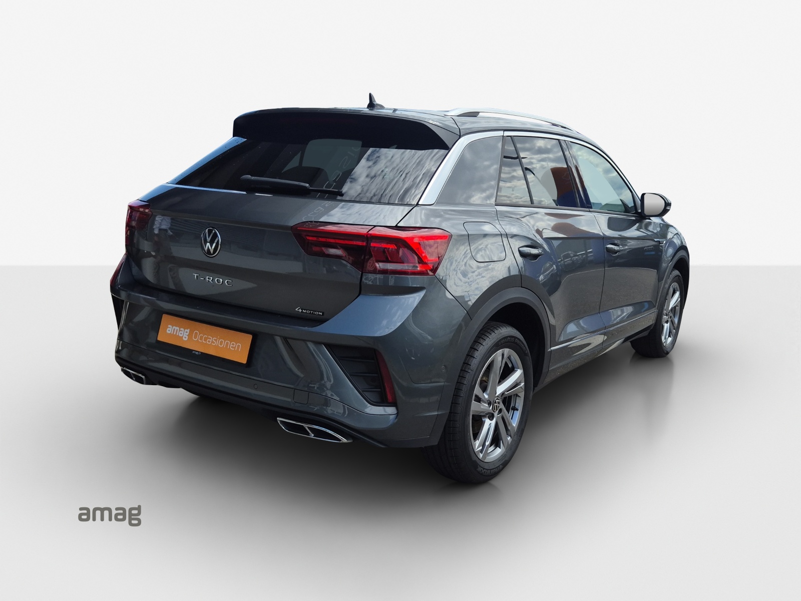 VW T-Roc 2.0 TSI R-Line DSG 4Motion-image-4