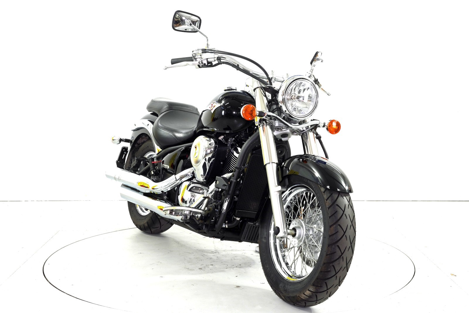 KAWASAKI VN 900 Classic-showroom-element-1