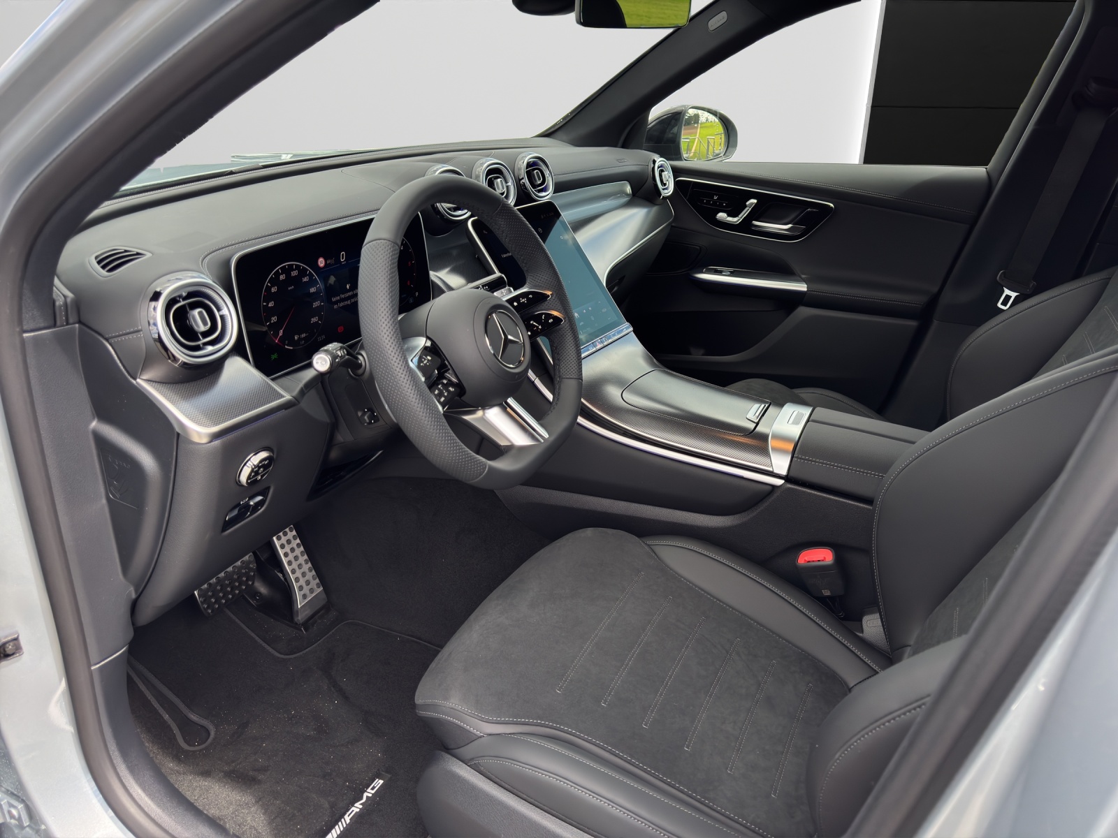 MERCEDES-BENZ GLC 220 d 4Matic 9G-Tronic-image-8