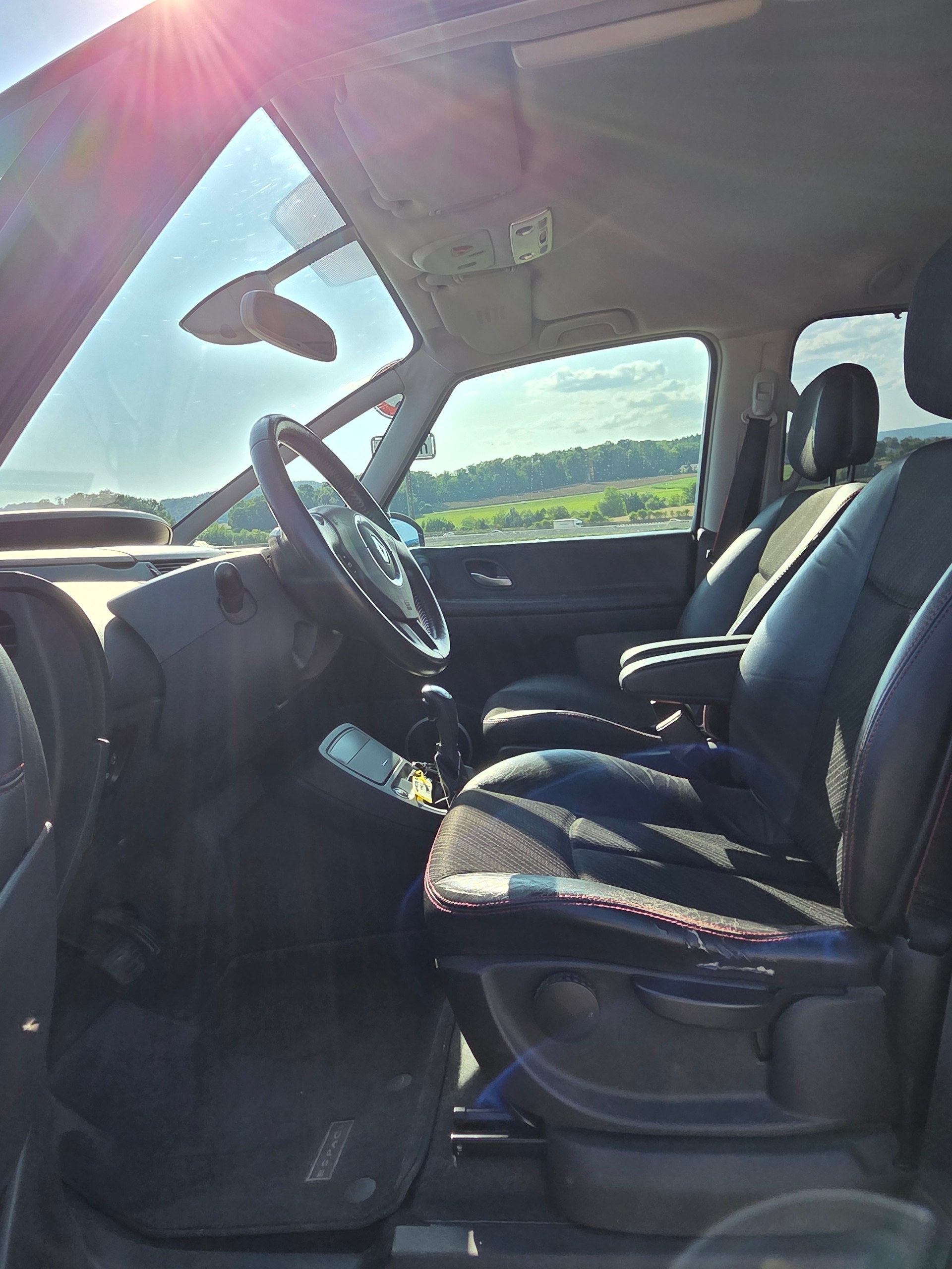 RENAULT Grand Espace 2.0 Turbo Dynamique-image-9