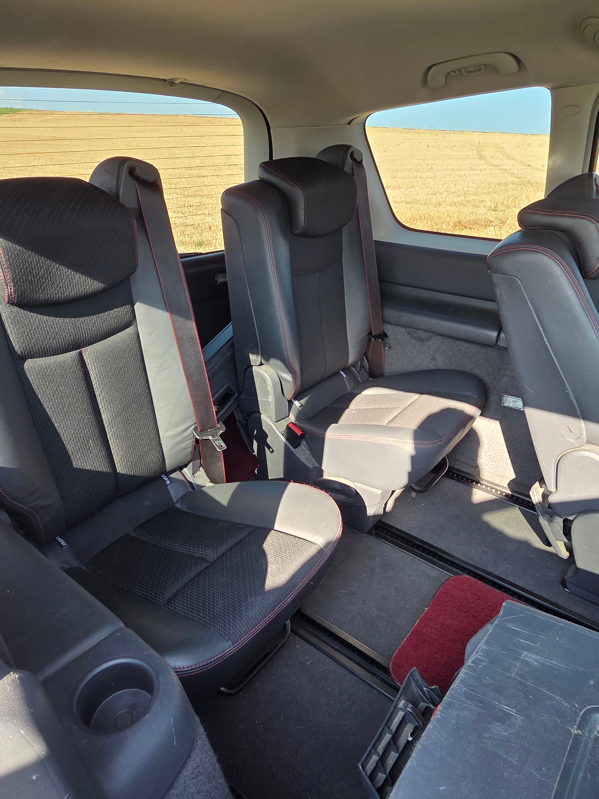 RENAULT Grand Espace 2.0 Turbo Dynamique-image-13