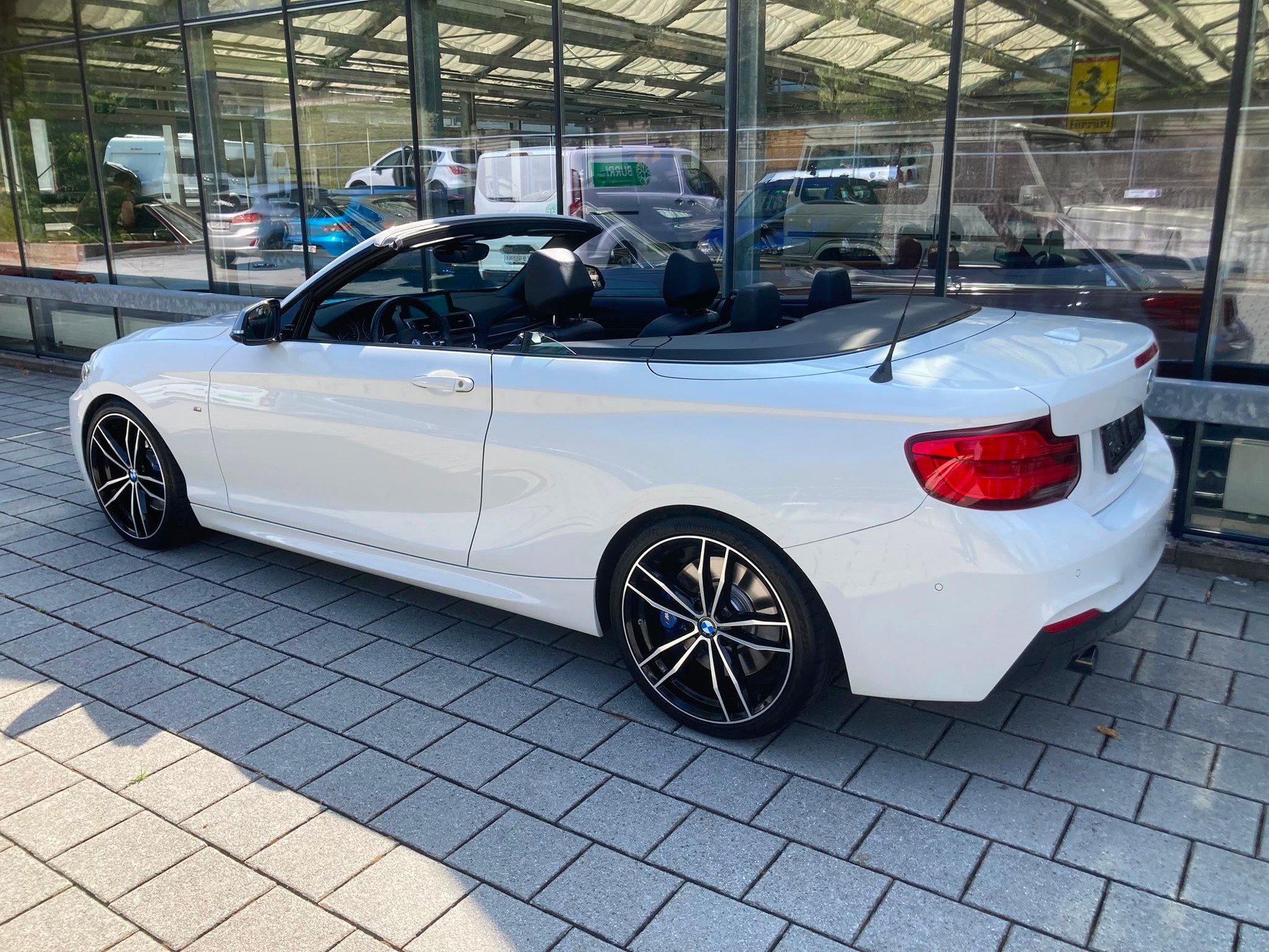 BMW M235i xDrive Steptronic-image-3