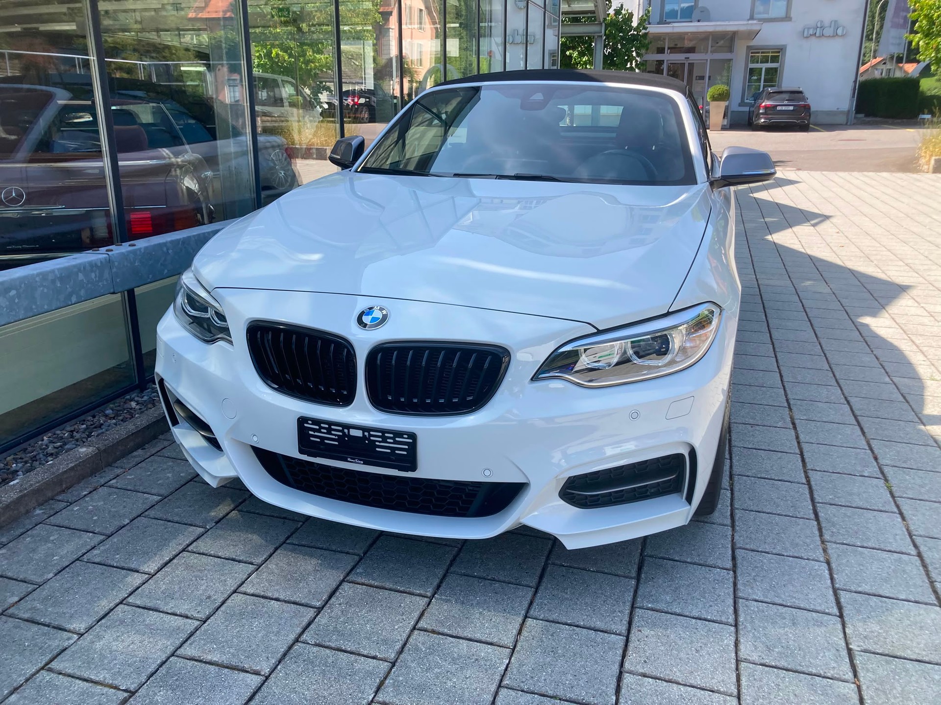 BMW M235i xDrive Steptronic-image-6