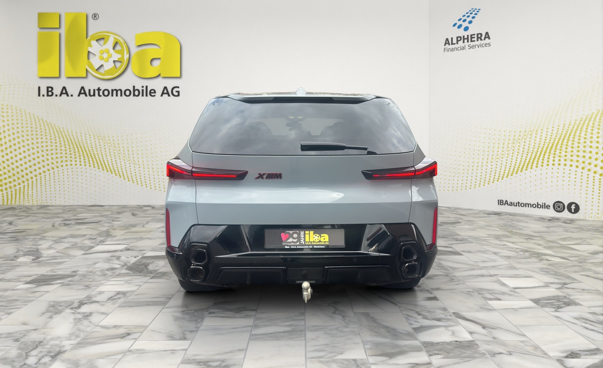 BMW XM xDrive PHEV Label (CH) INDIVIDUAL M Driver's Package-image-3