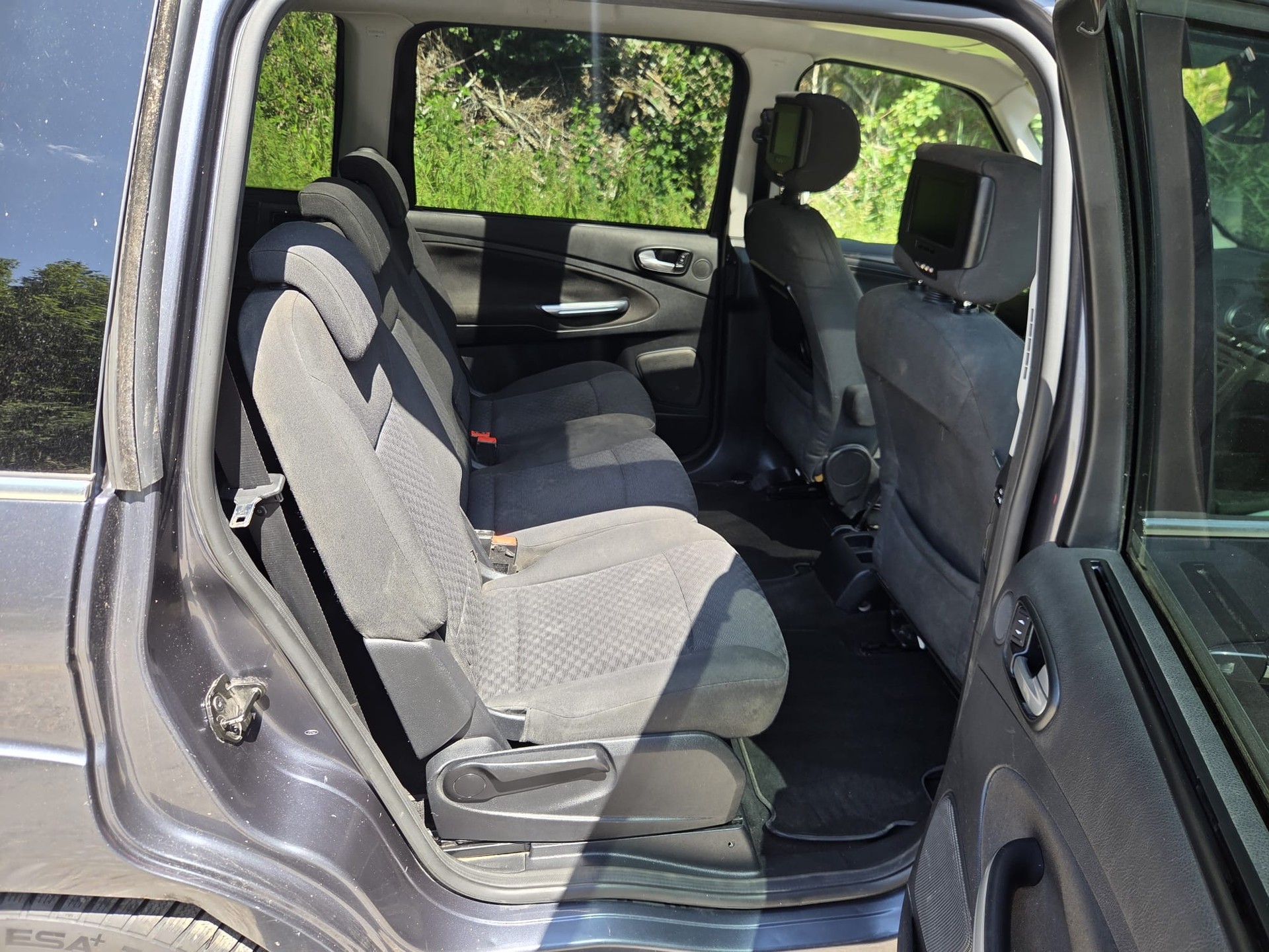 FORD Galaxy 2.0 TDCi Titanium-image-11