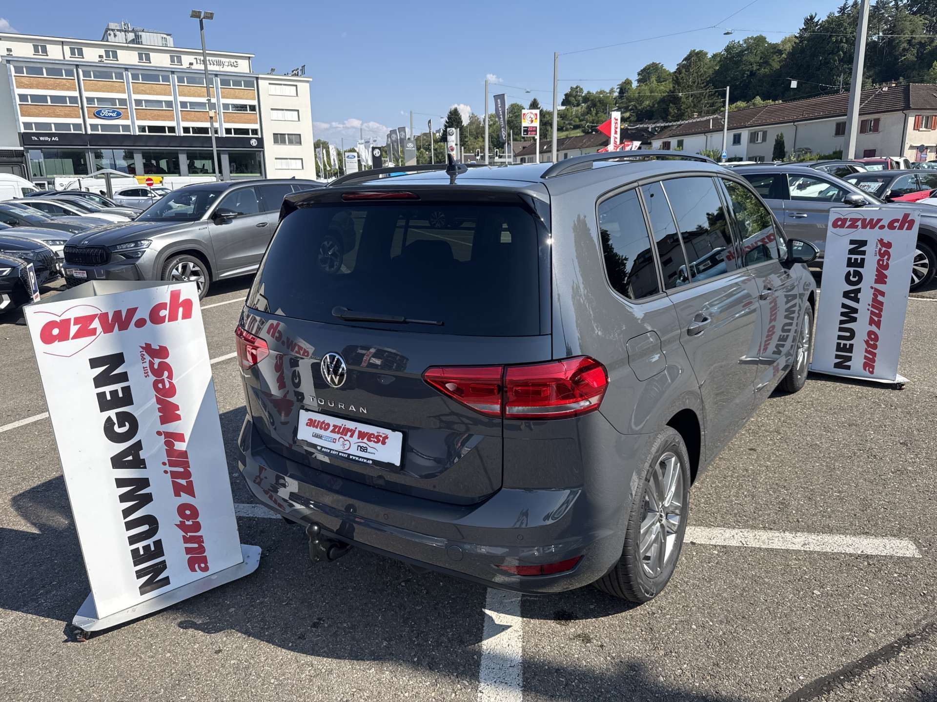 VW Touran 1.5 TSi EVO Comfortline Edition DSG-Automat 7-Plätzer-image-2