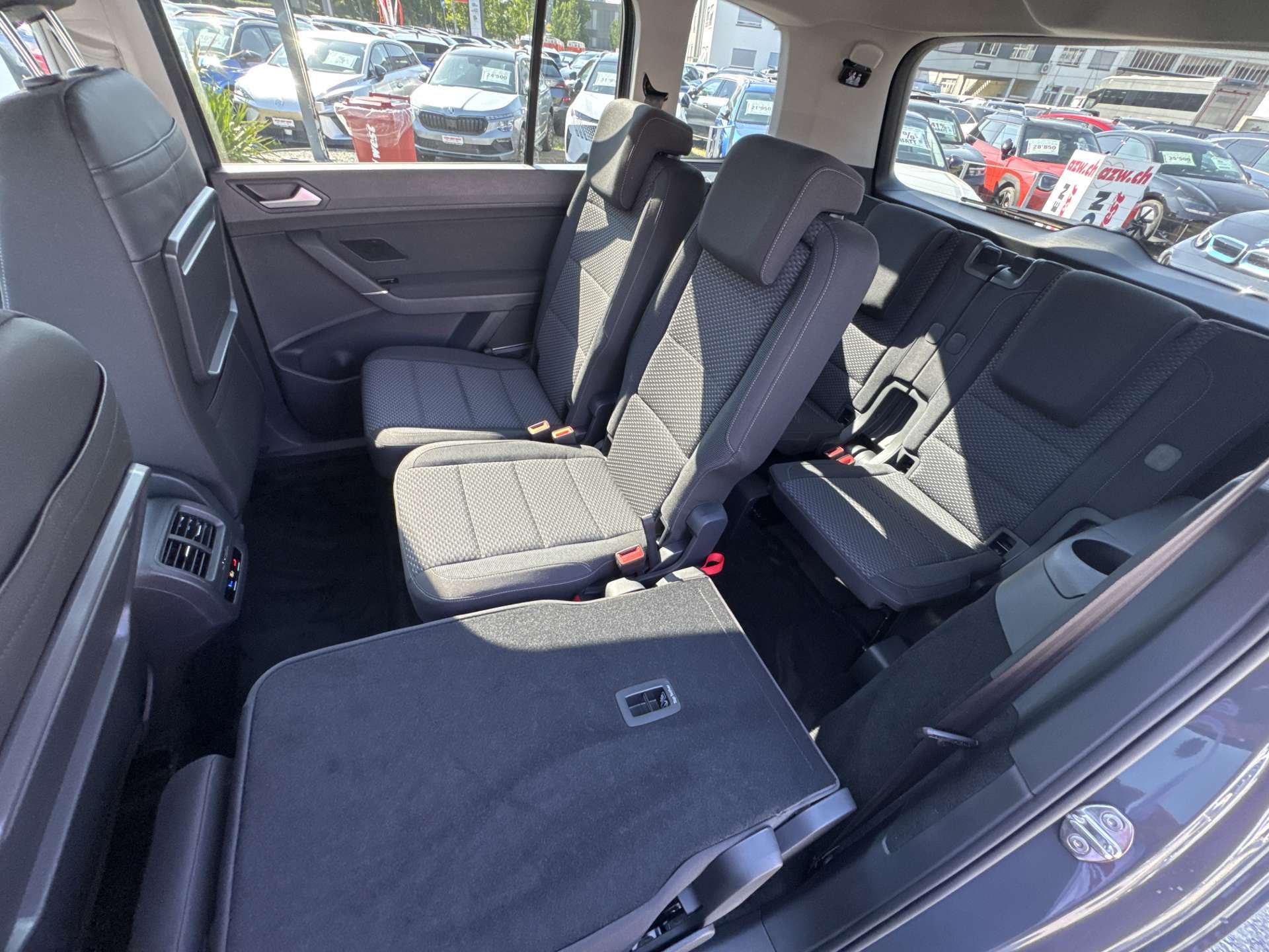 VW Touran 1.5 TSi EVO Comfortline Edition DSG-Automat 7-Plätzer-image-6