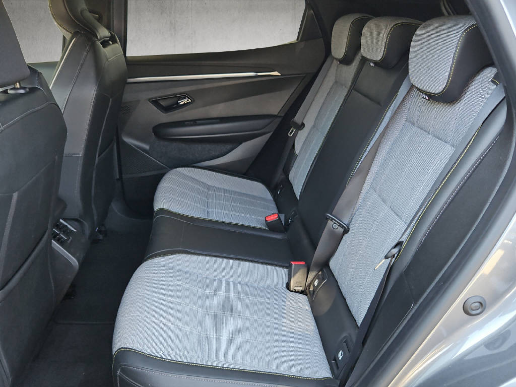 RENAULT Mégane E-Tech evolution-image-5