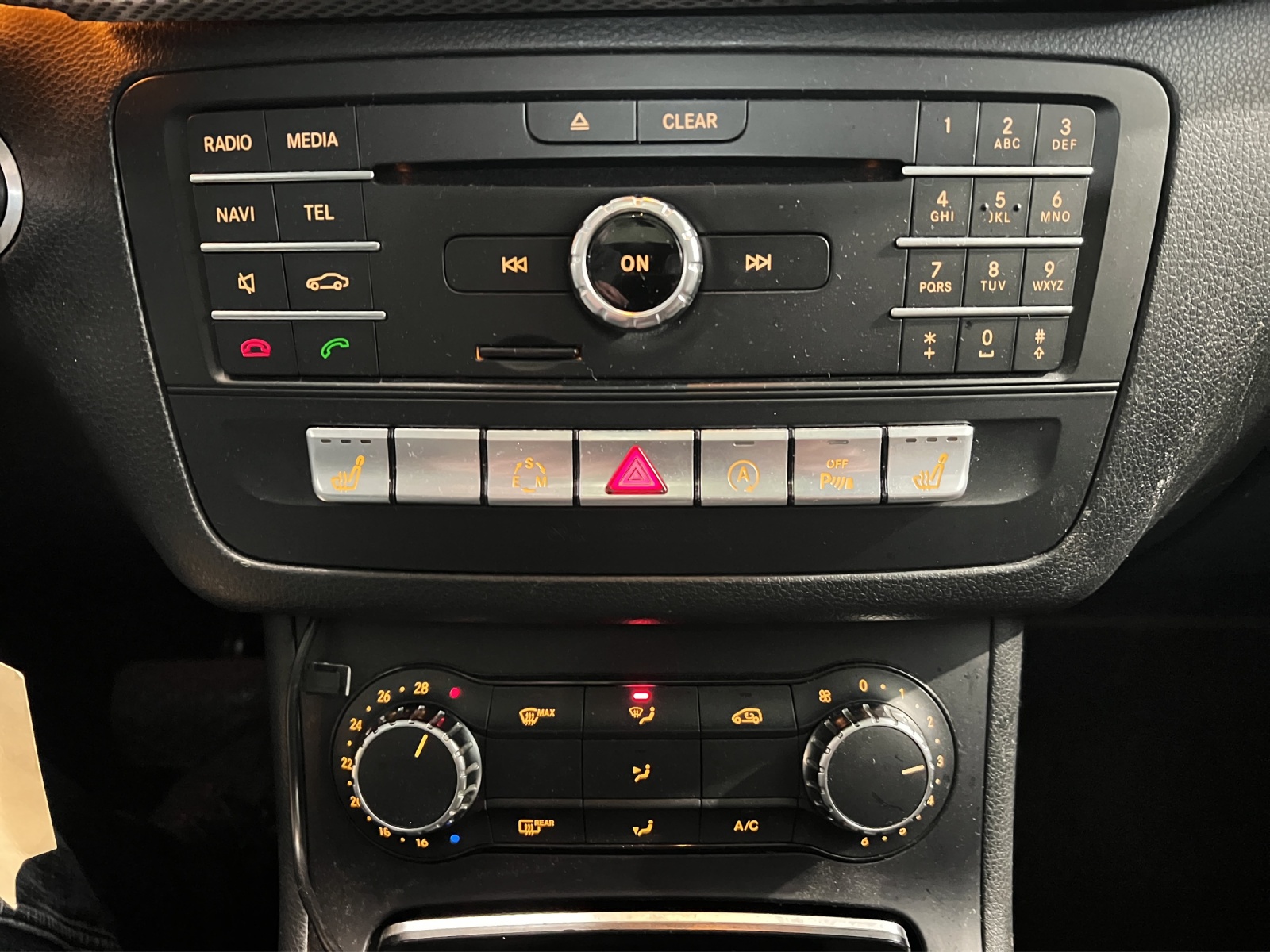 MERCEDES-BENZ B 200 Urban 7G-DCT-image-15