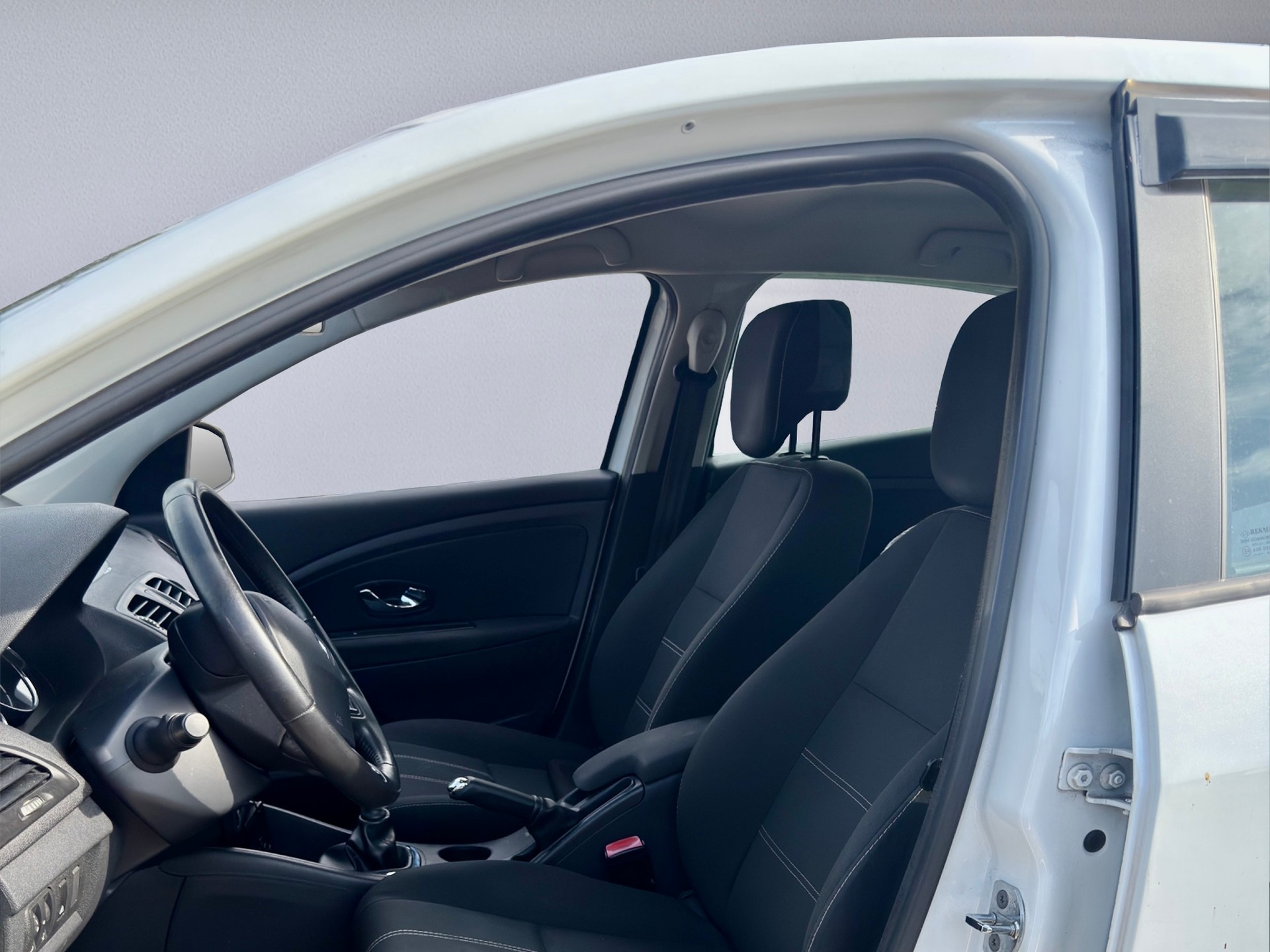 RENAULT Mégane 1.5 dCi Bose-image-10