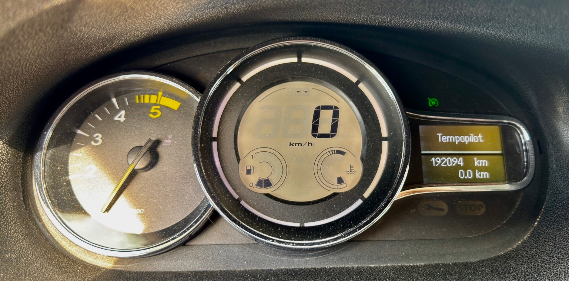 RENAULT Mégane 1.5 dCi Bose-image-15