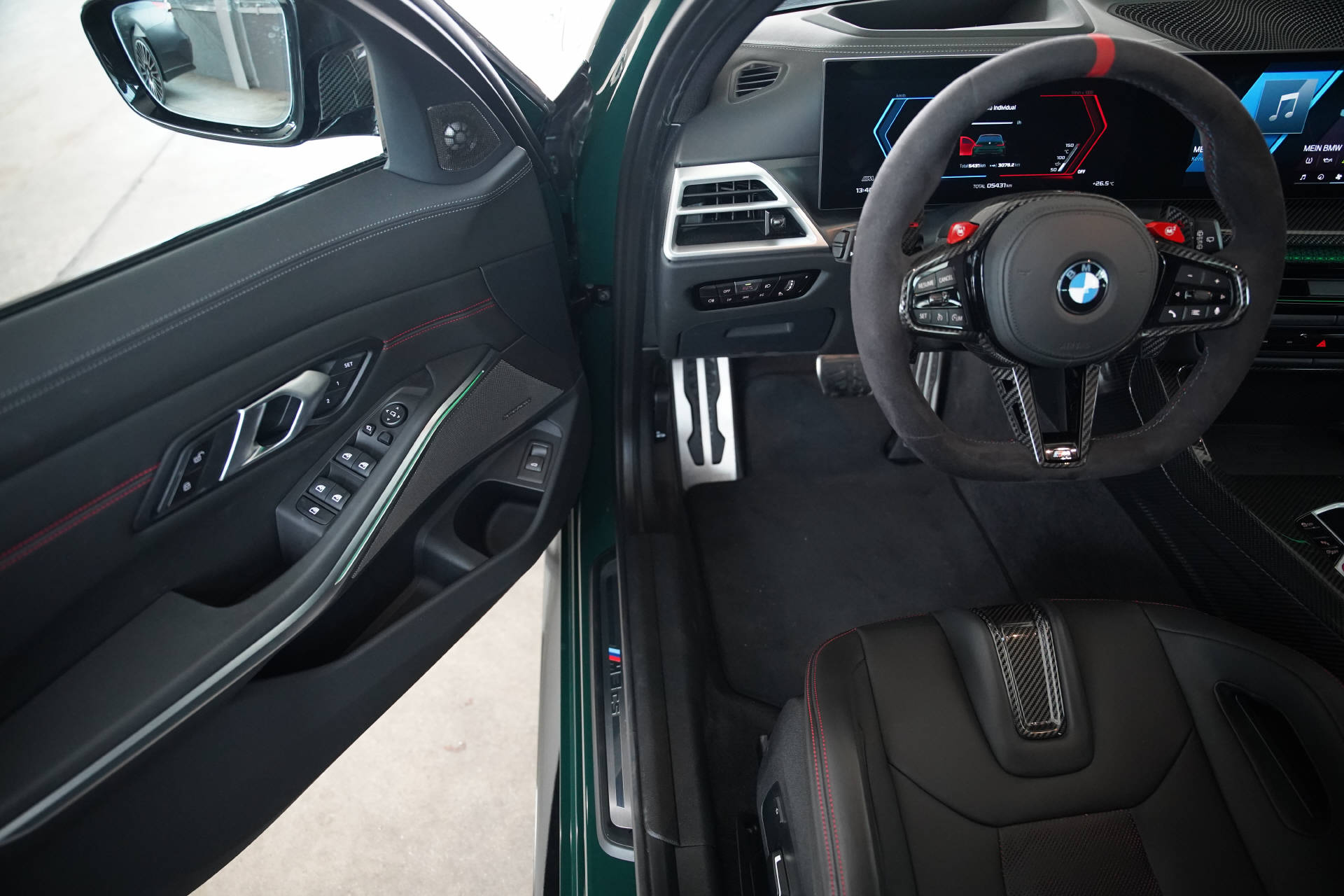 BMW M3 CS Touring xDrive British Racing Green-image-8
