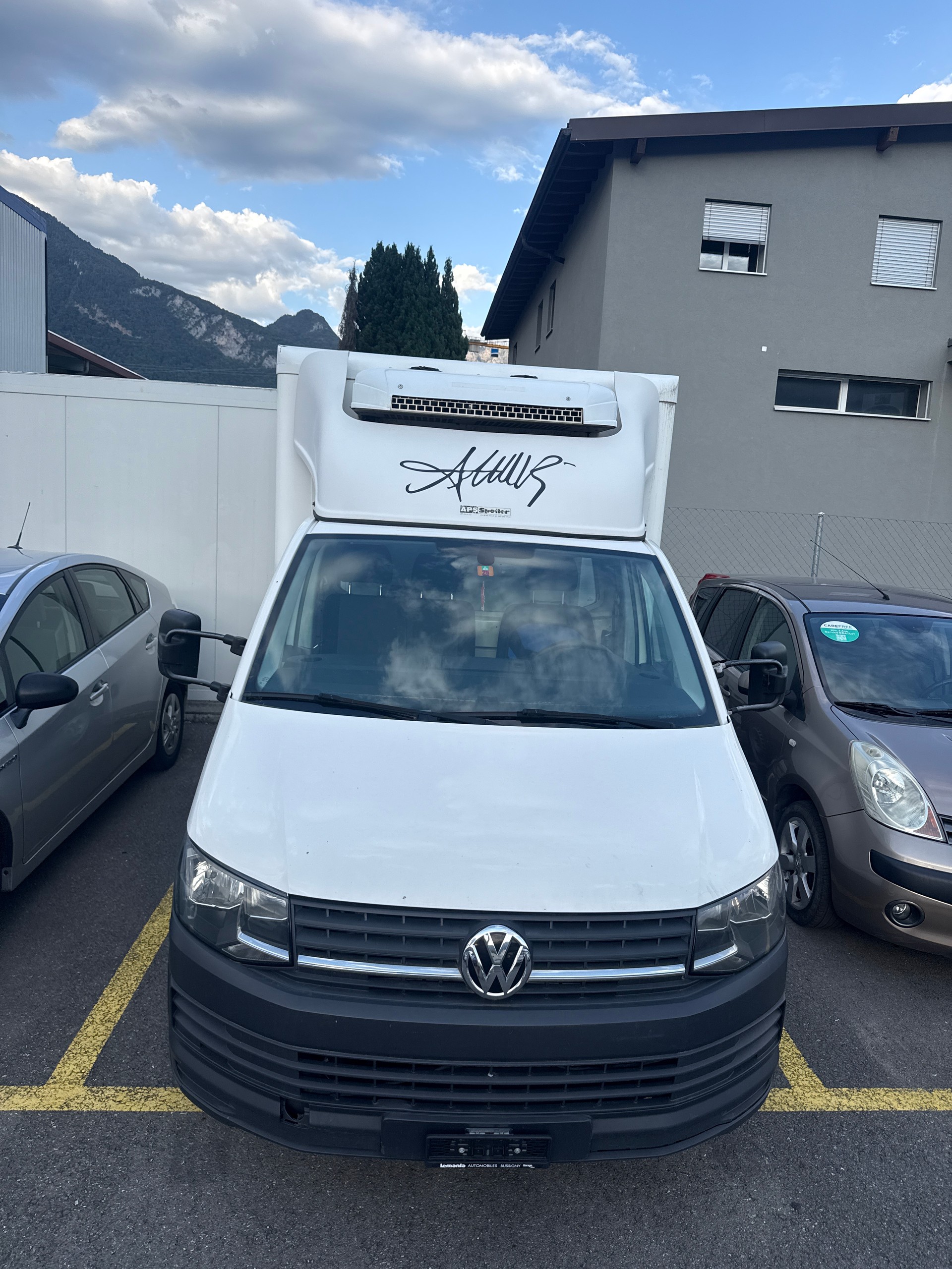 VW TRANSPORTER-image-1