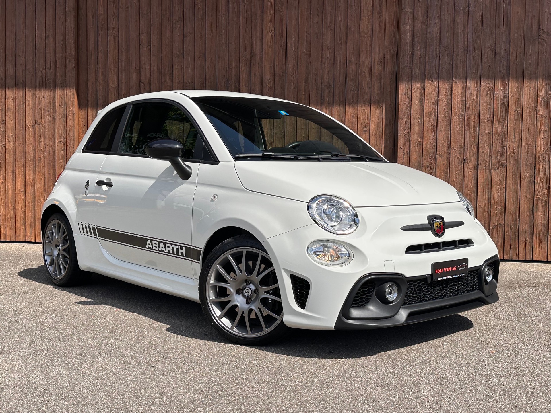 FIAT 595 1.4 16V Turbo Abarth Competizione-image-1