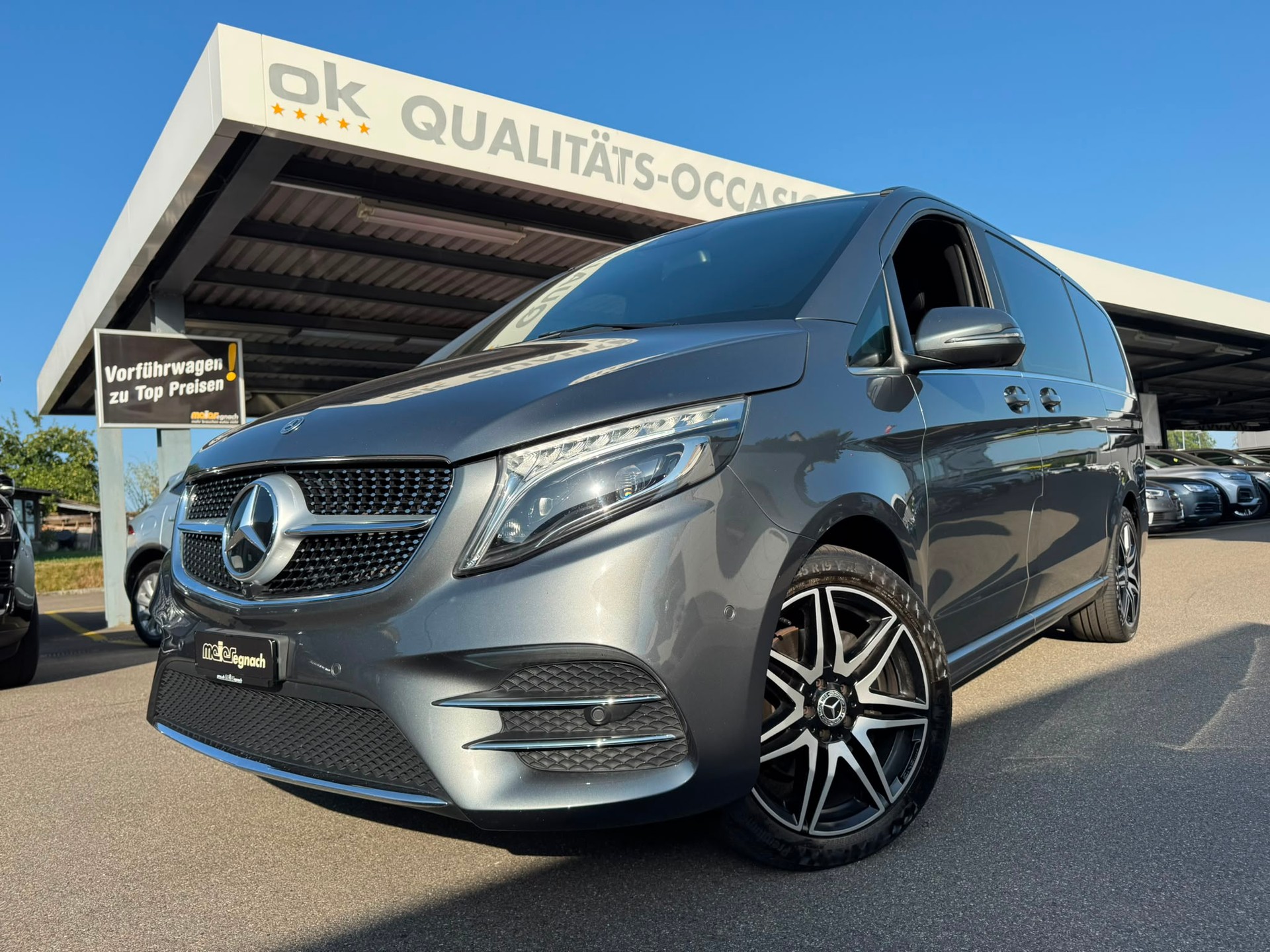MERCEDES-BENZ V 300 d lang Avantgarde 4Matic 9G-Tronic-image-0