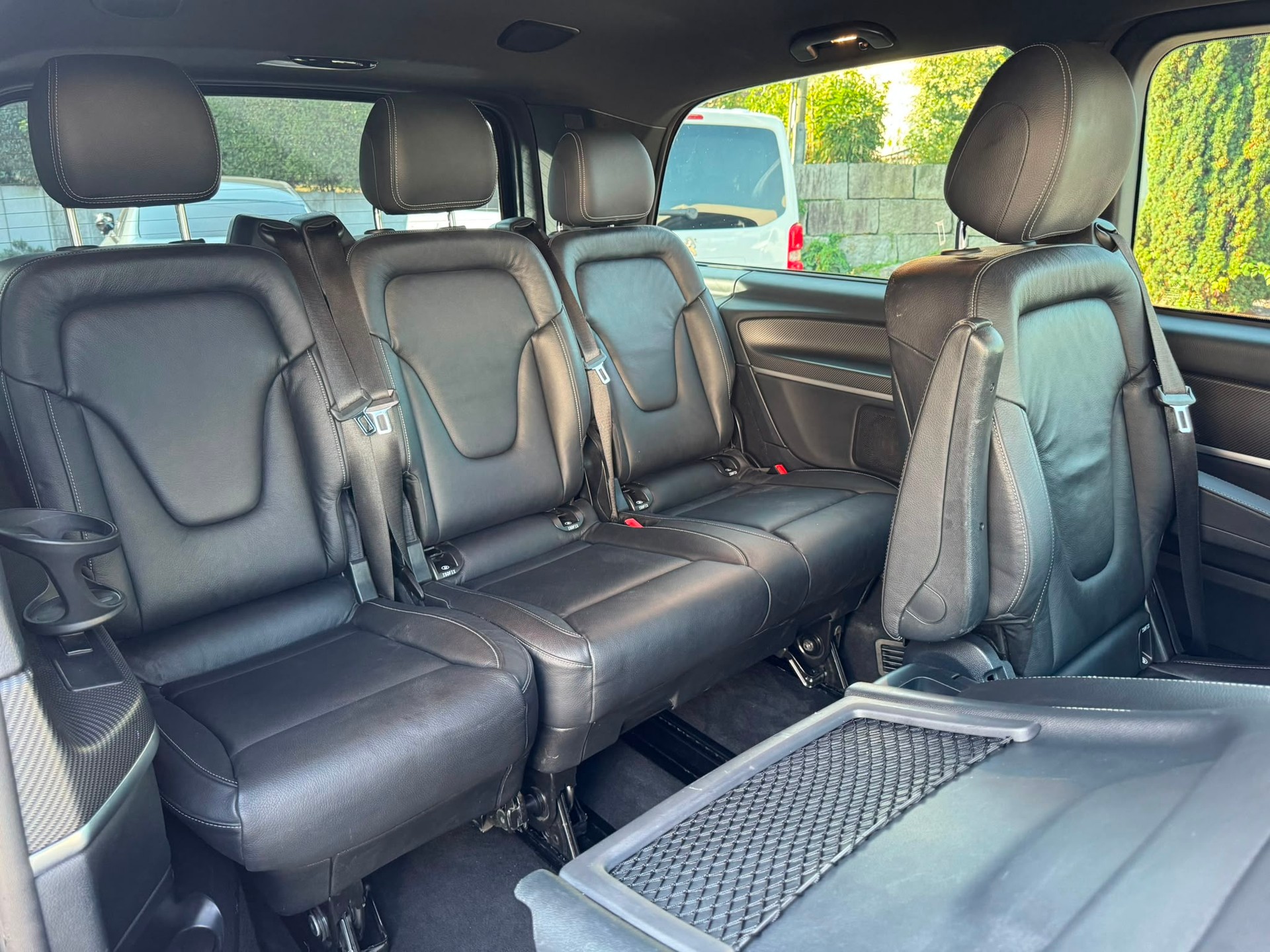 MERCEDES-BENZ V 300 d lang Avantgarde 4Matic 9G-Tronic-image-15