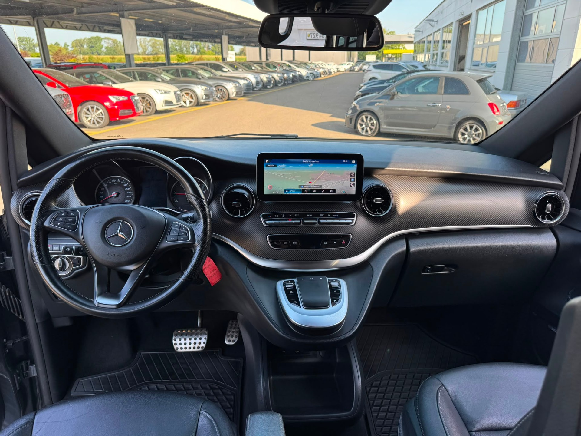 MERCEDES-BENZ V 300 d lang Avantgarde 4Matic 9G-Tronic-image-8