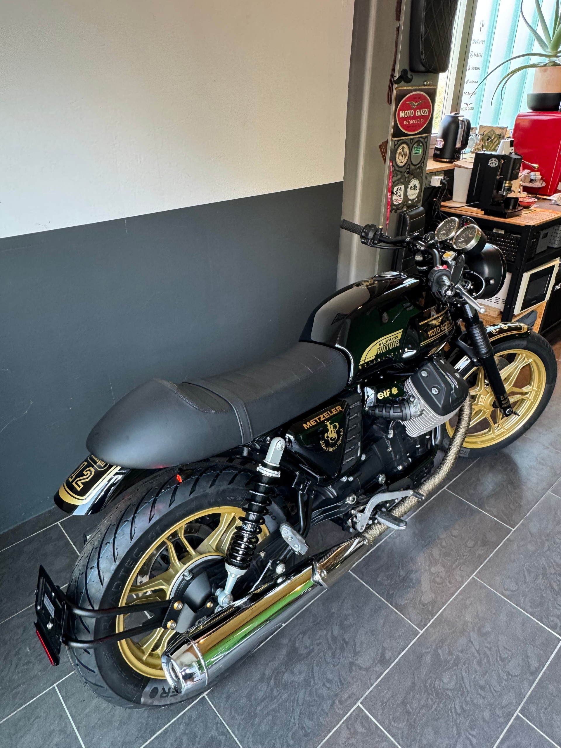 MOTO GUZZI V7 JSP Stone-image-9