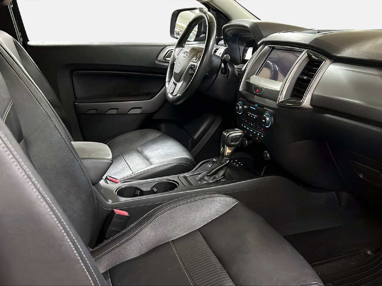 FORD Ranger Extra-Kab. Pick-up 2.0 EcoBlue 4x4 Limited-image-6