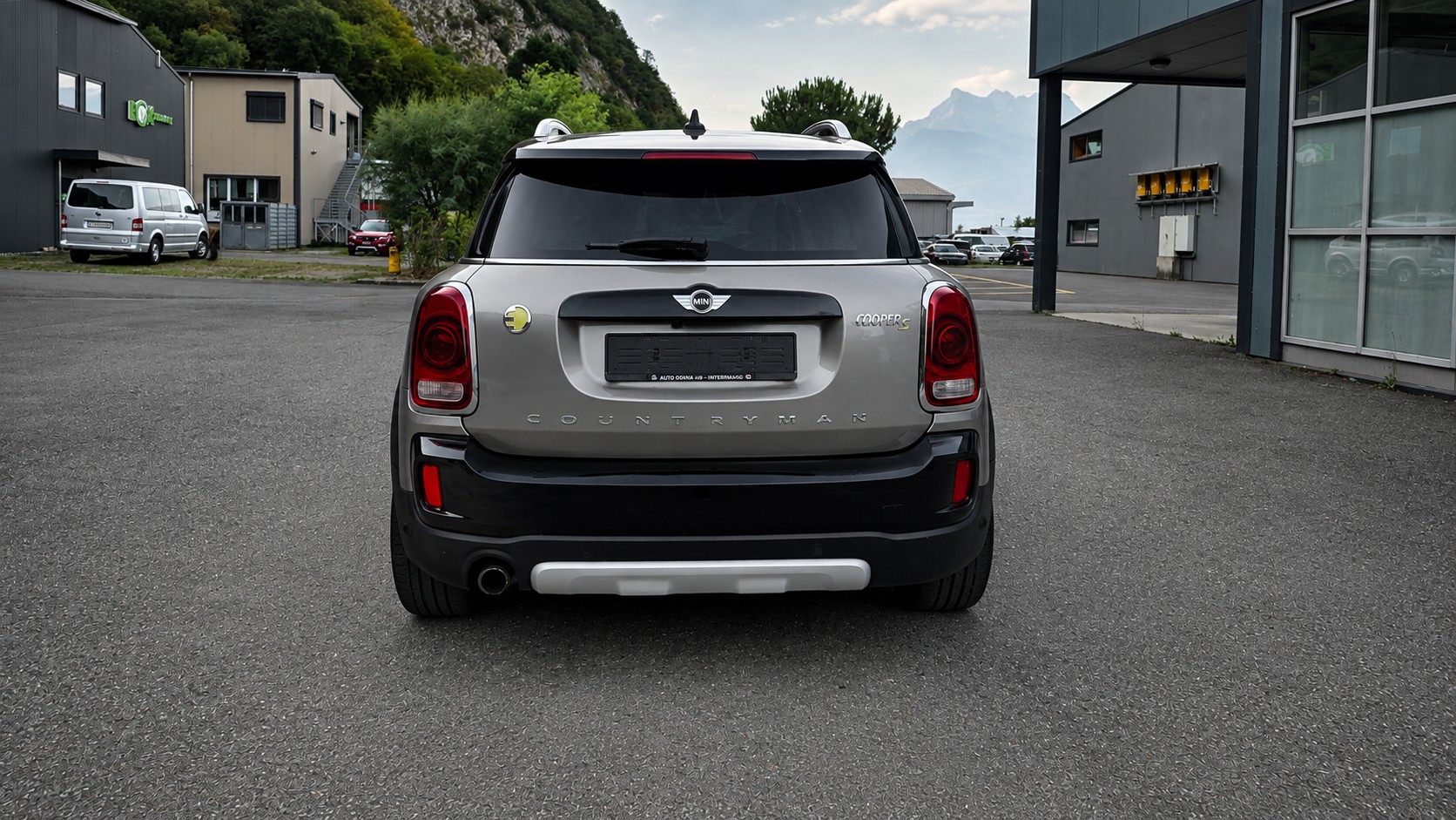 MINI Countryman Cooper S E ALL4 Steptronic-image-9