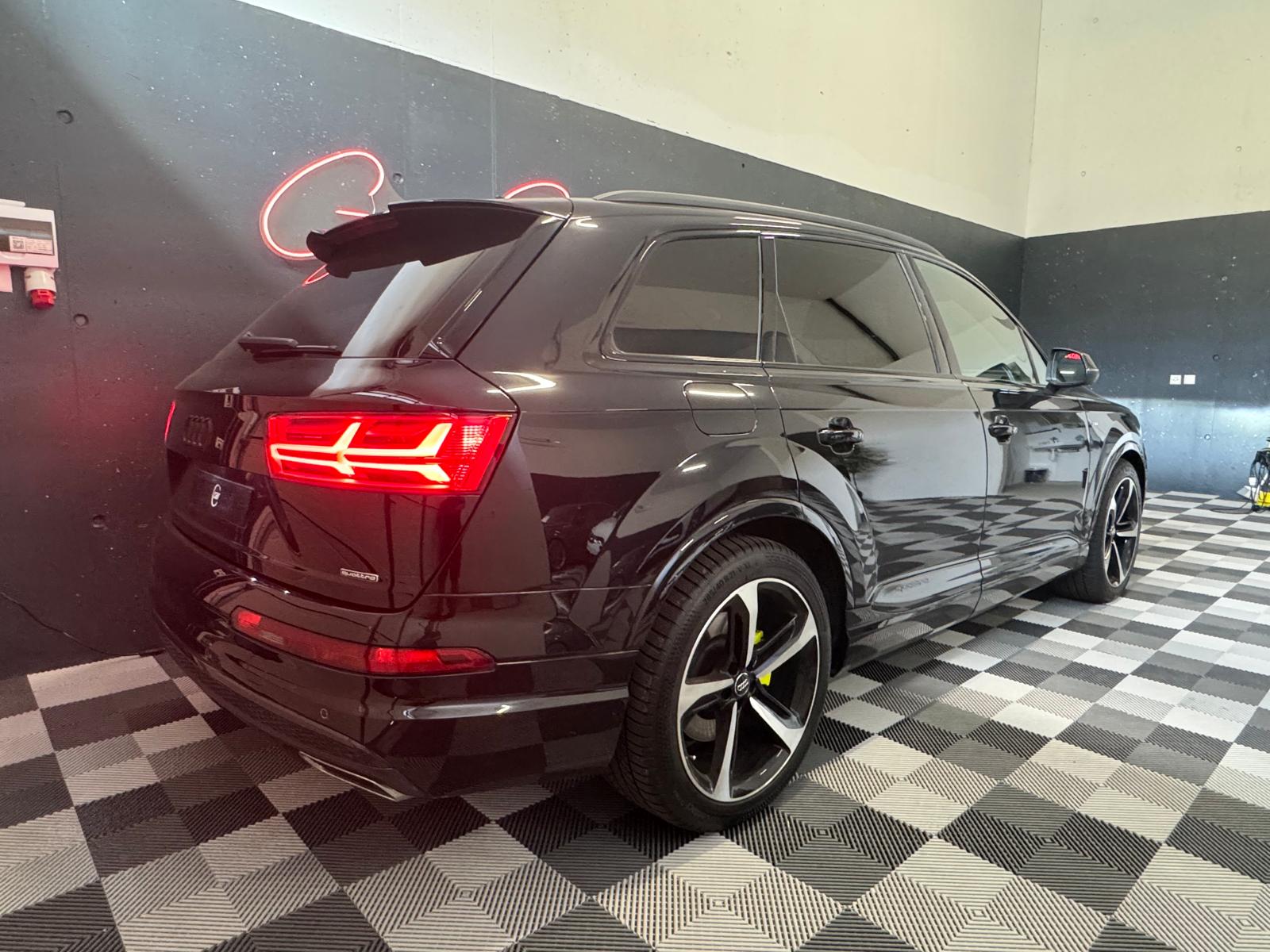AUDI Q7 45 TDI quattro tiptronic-image-5